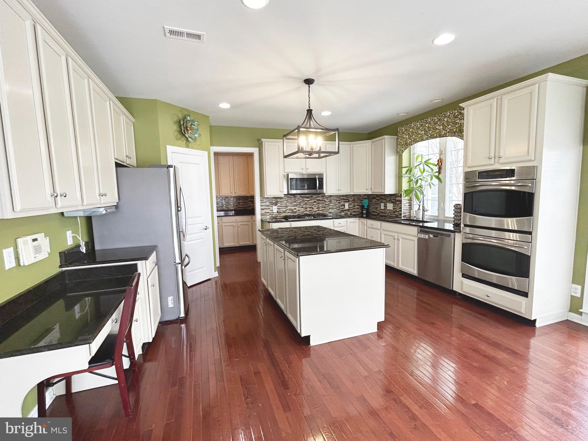 APPLECROSS - Residential