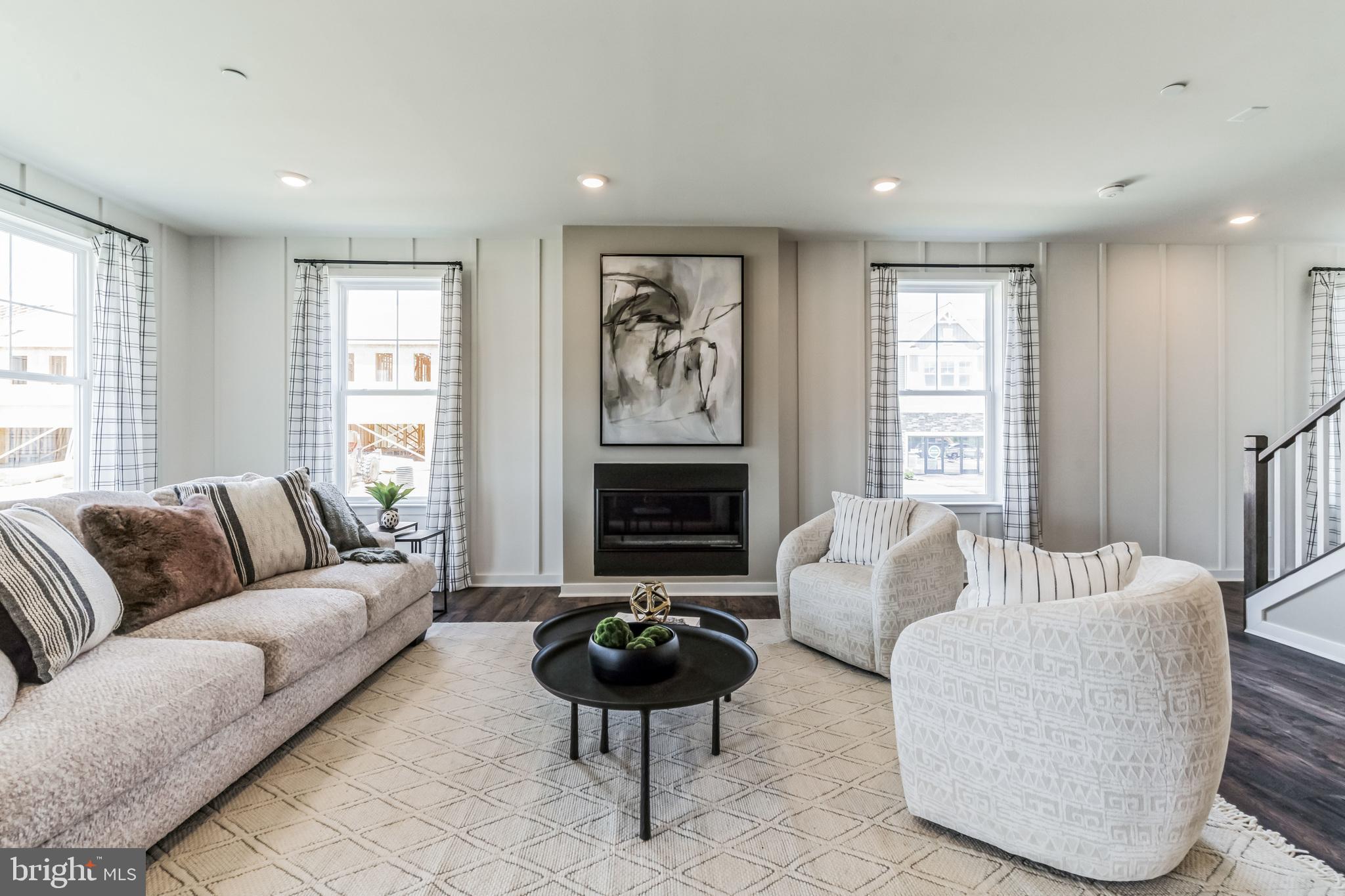 GILBERT MEADOWS - Residential