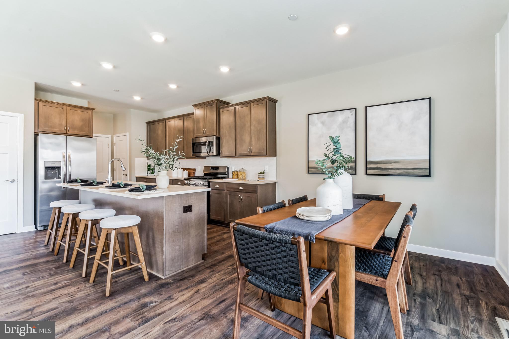 GILBERT MEADOWS - Residential