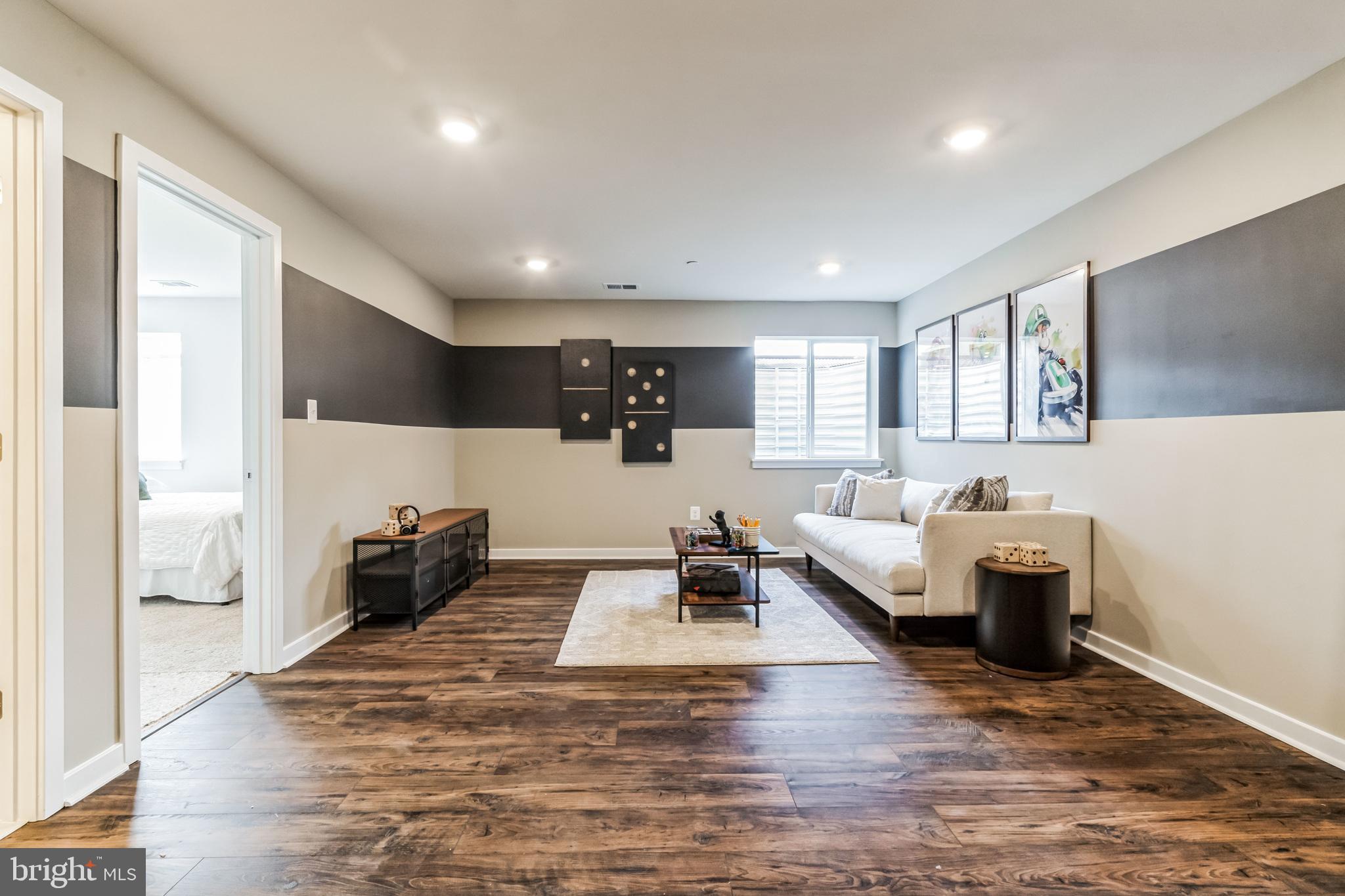 GILBERT MEADOWS - Residential