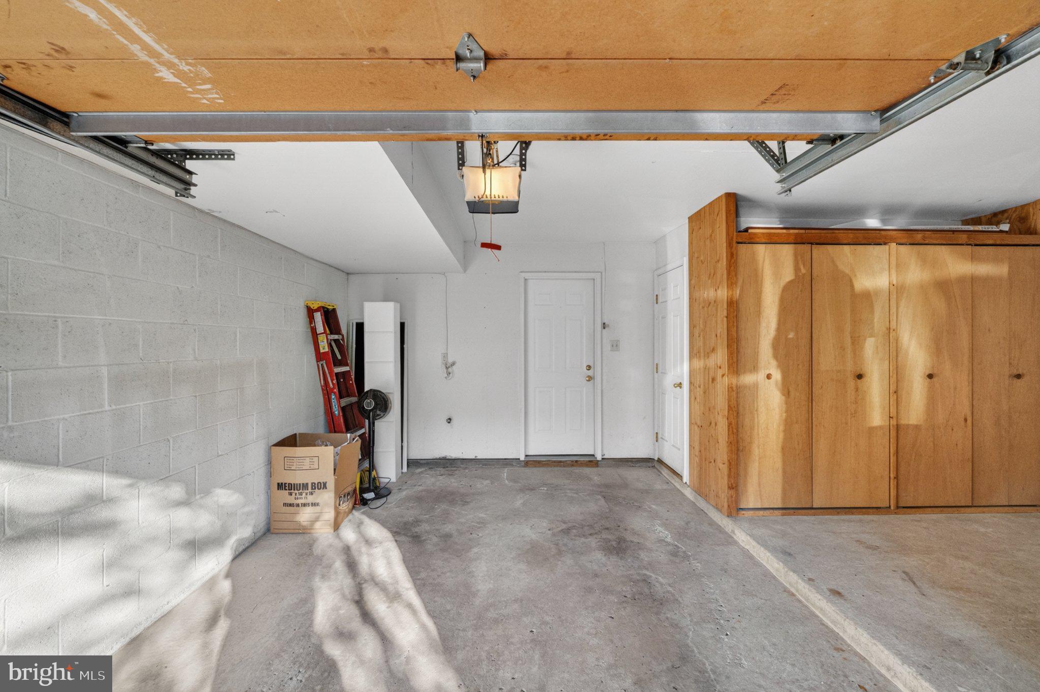 MARSH HARBOUR - Residential