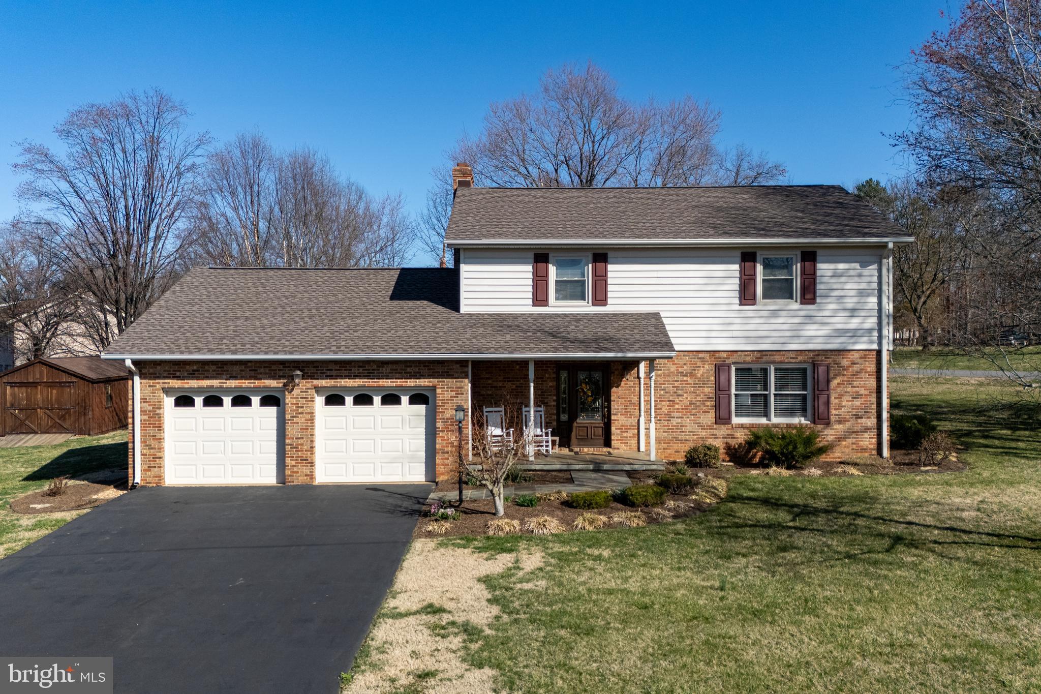 OLD FARMS - Residential
