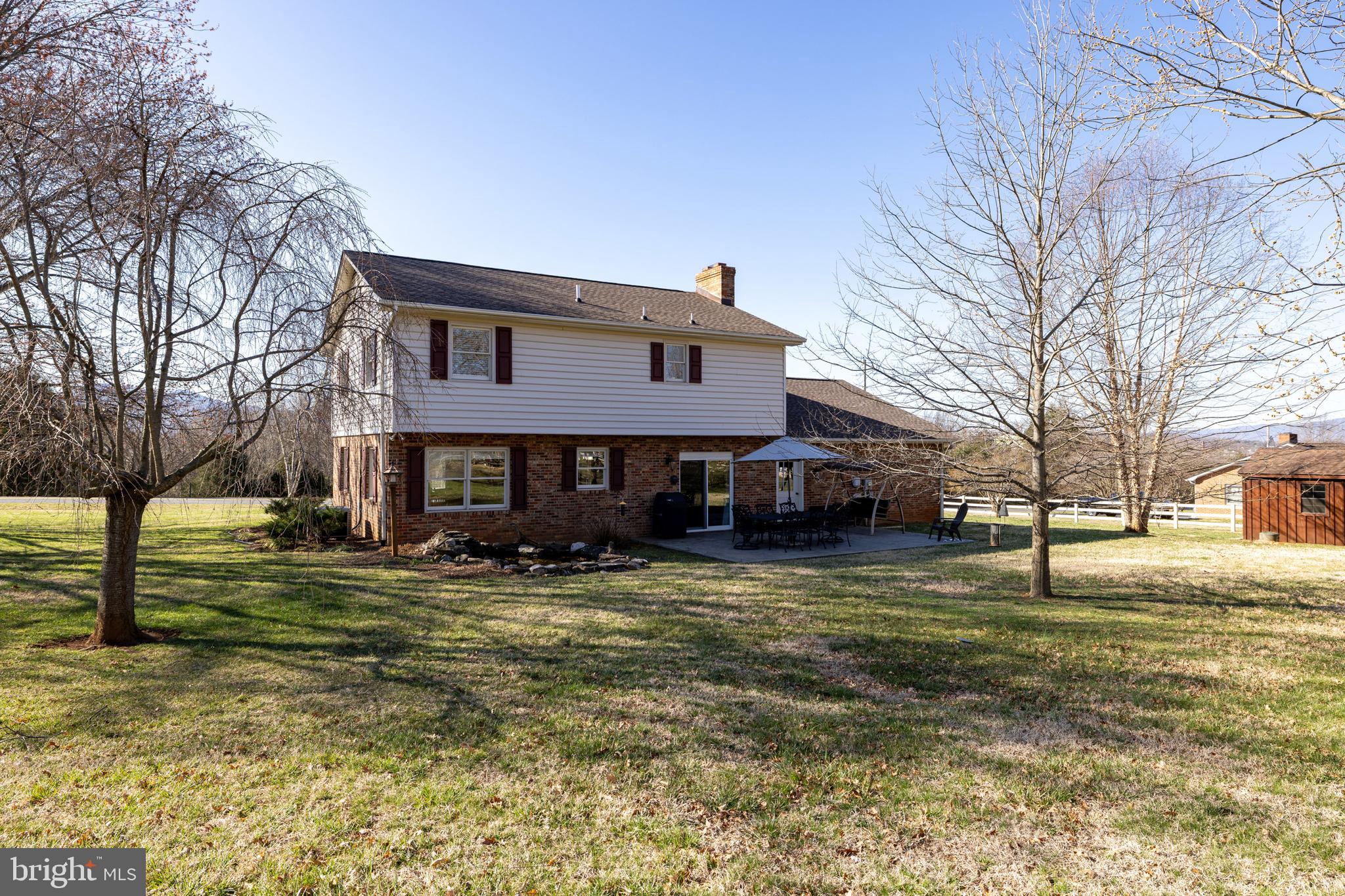 OLD FARMS - Residential