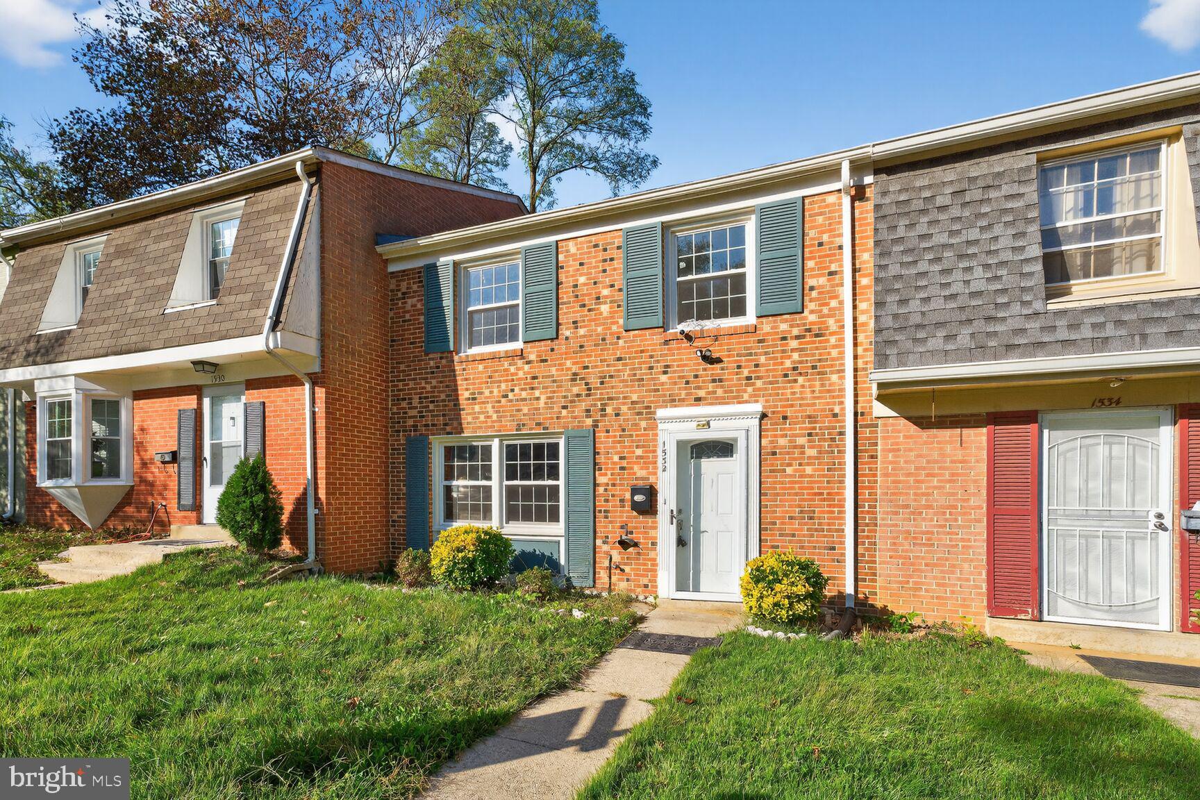 PINEWOOD HILL - Residential