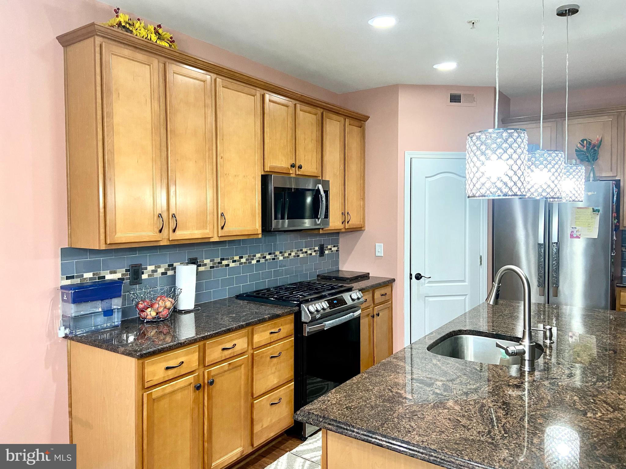 PROVIDENCE CORNER - Residential