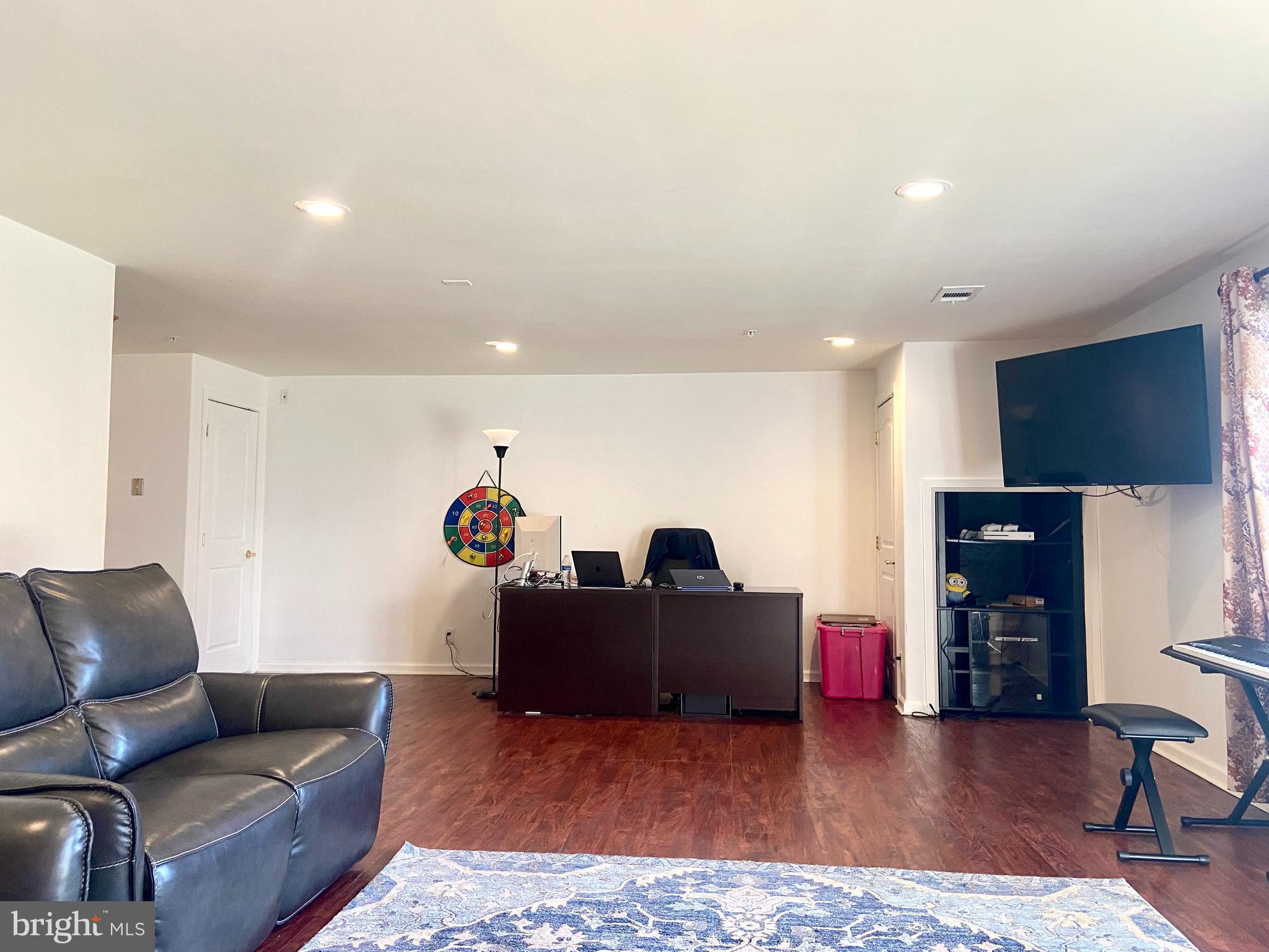 PROVIDENCE CORNER - Residential