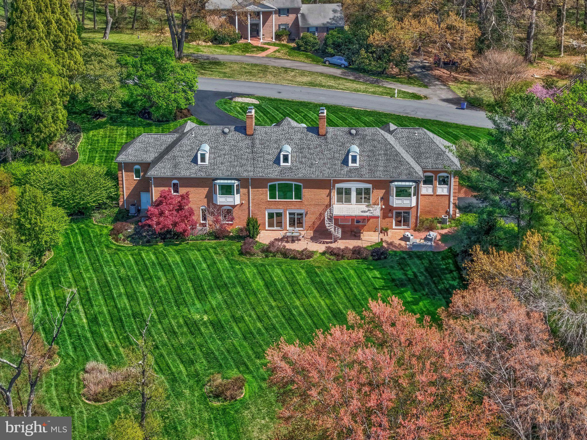 FOX LAKE - Residential