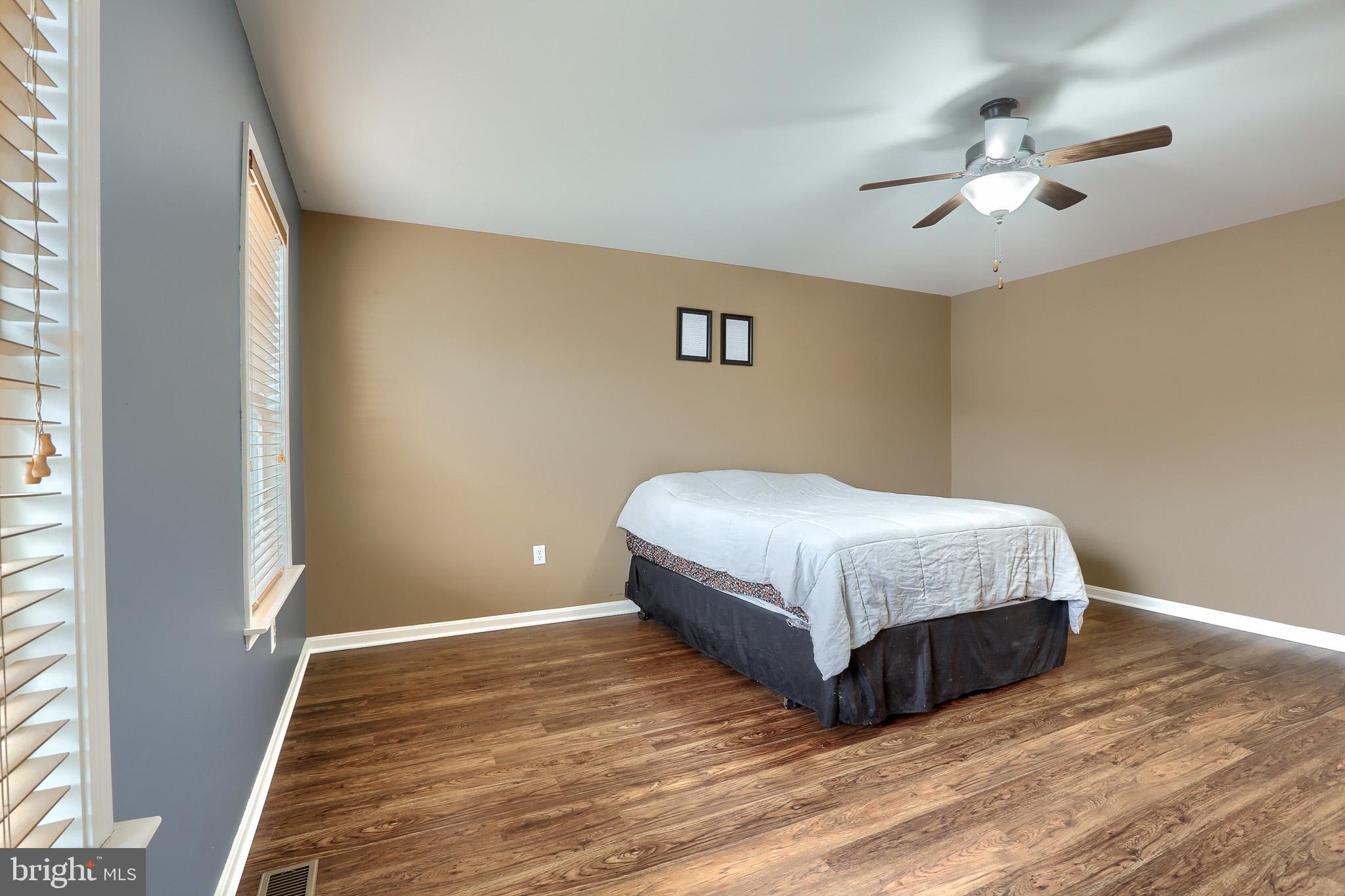 SUMMIT VIEW - Residential