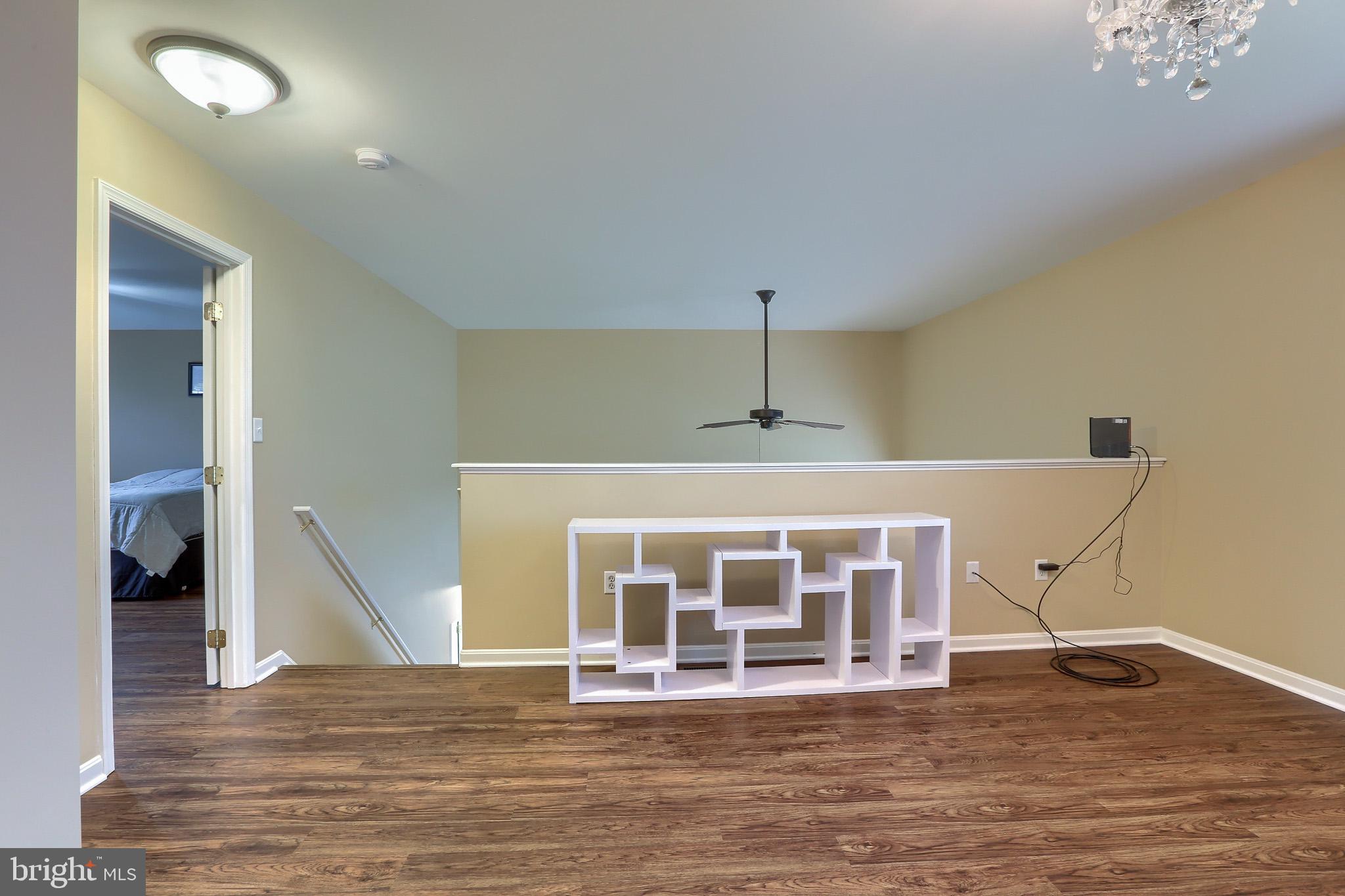 SUMMIT VIEW - Residential