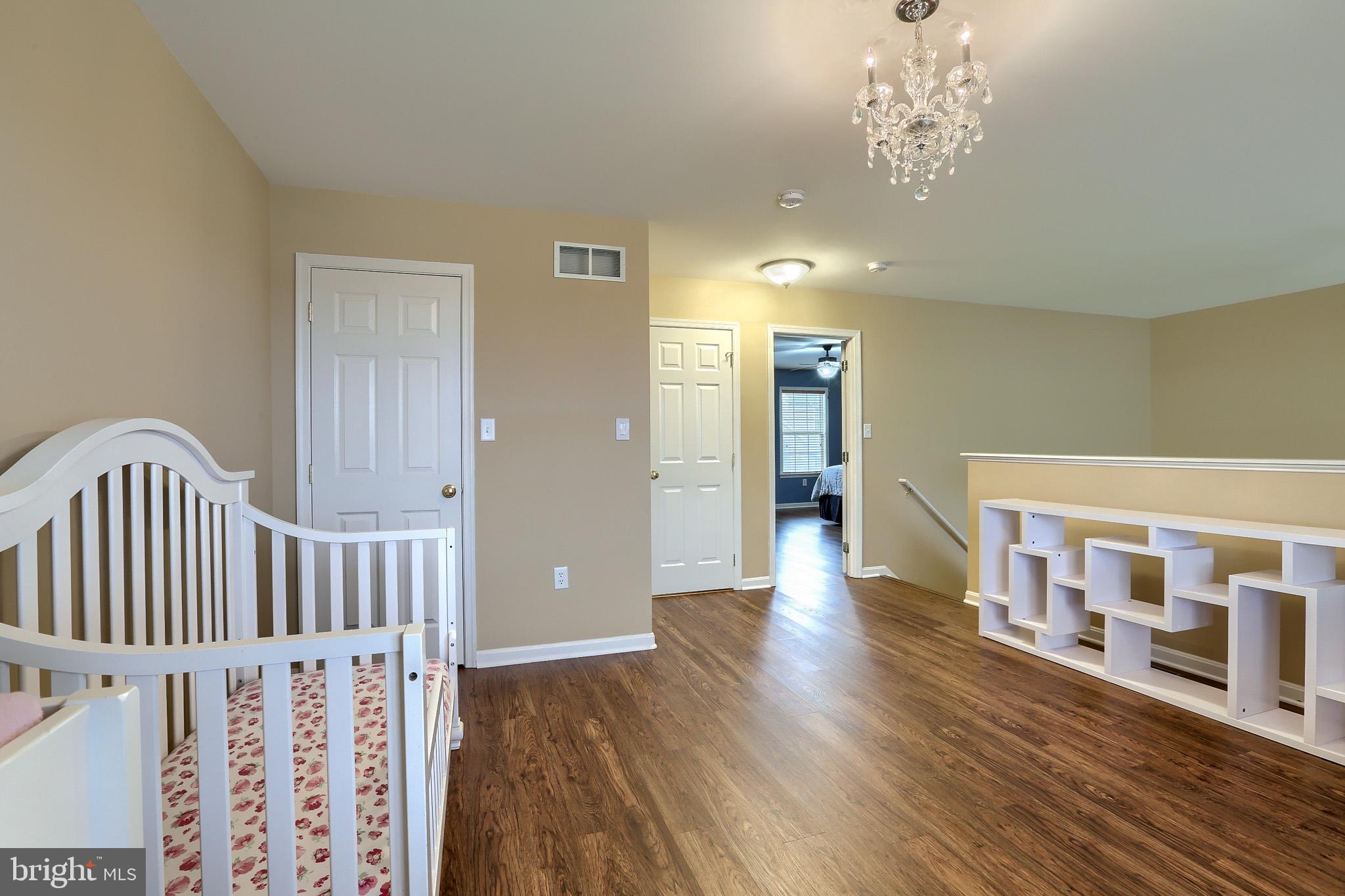 SUMMIT VIEW - Residential