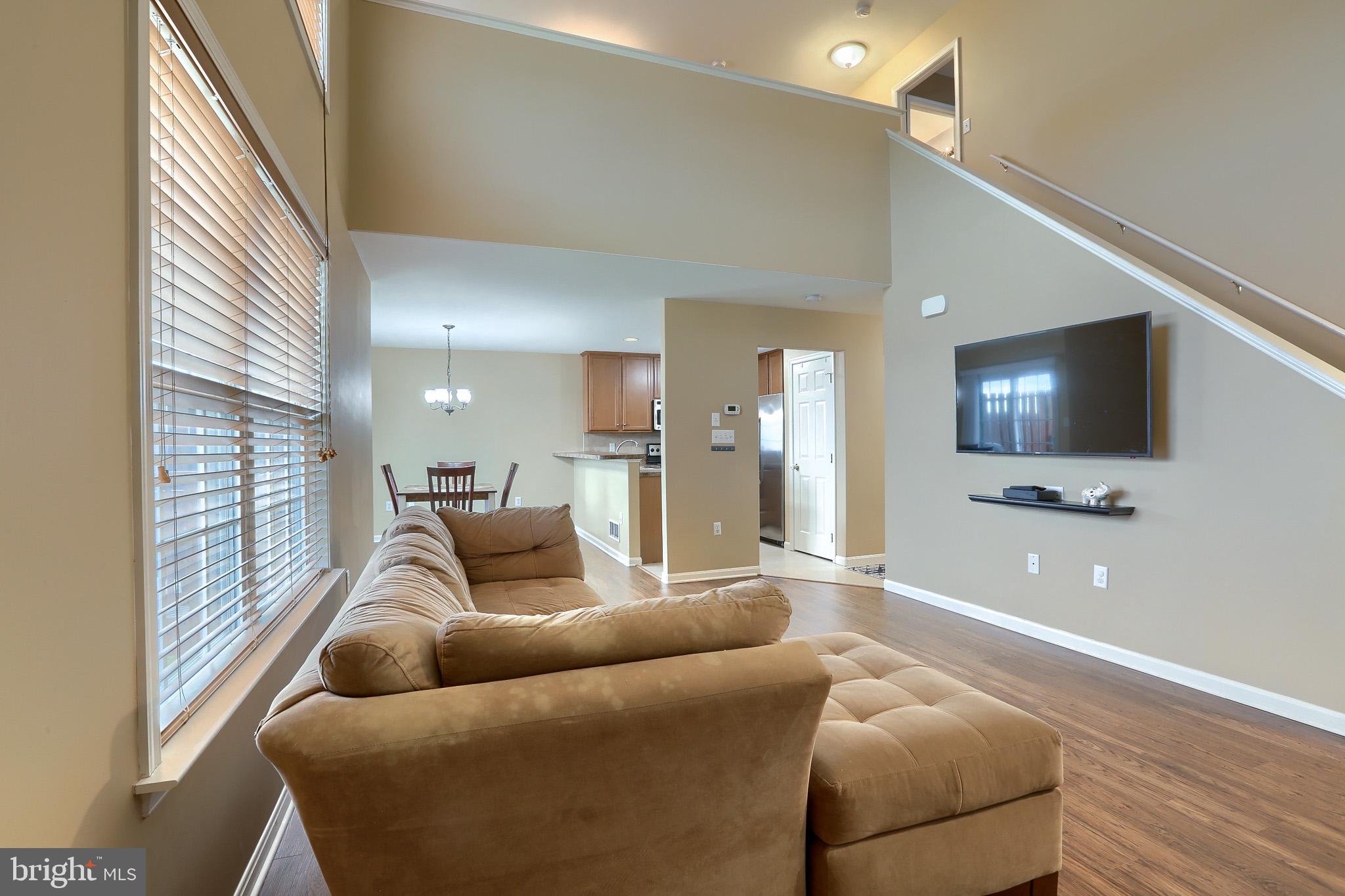 SUMMIT VIEW - Residential