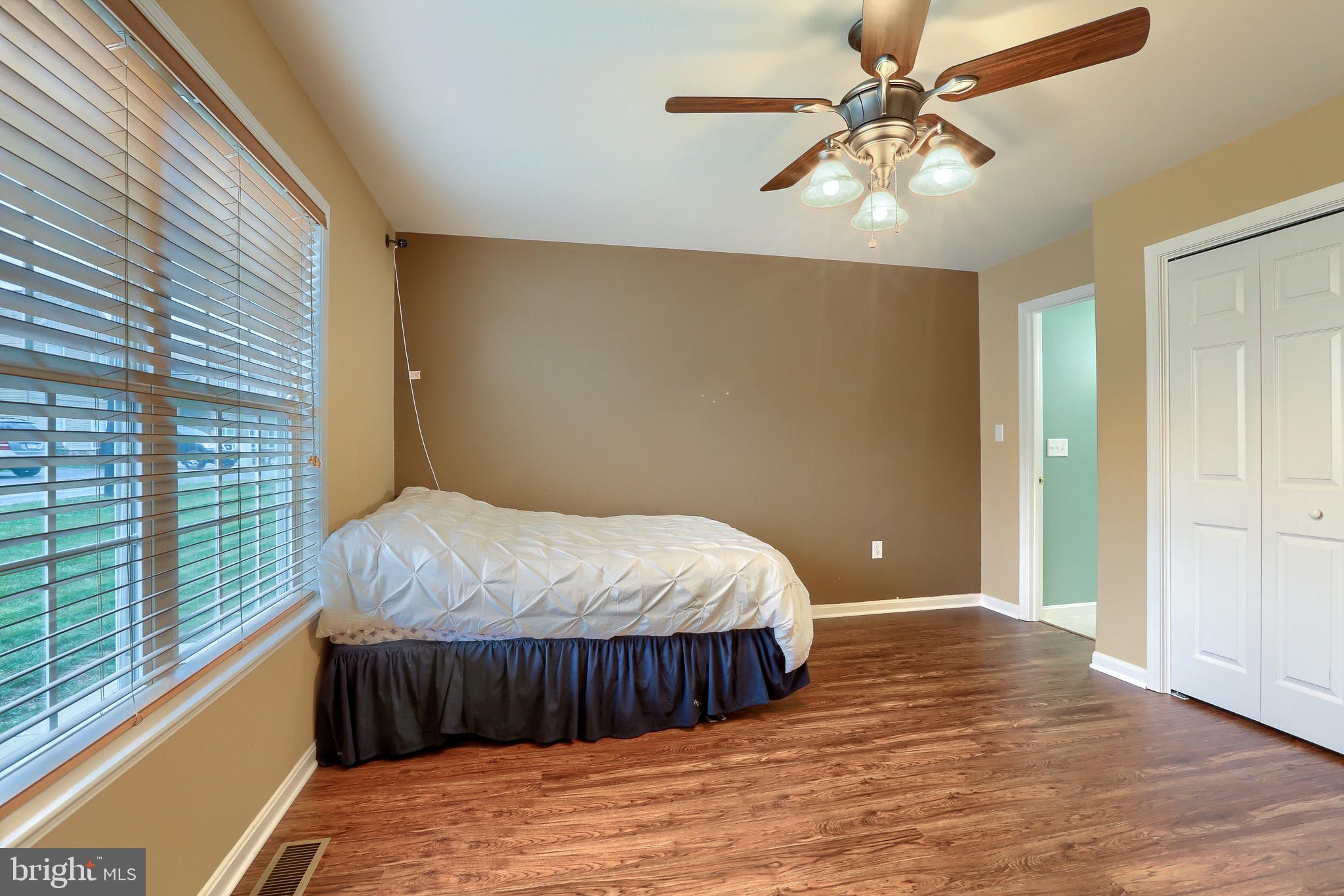 SUMMIT VIEW - Residential