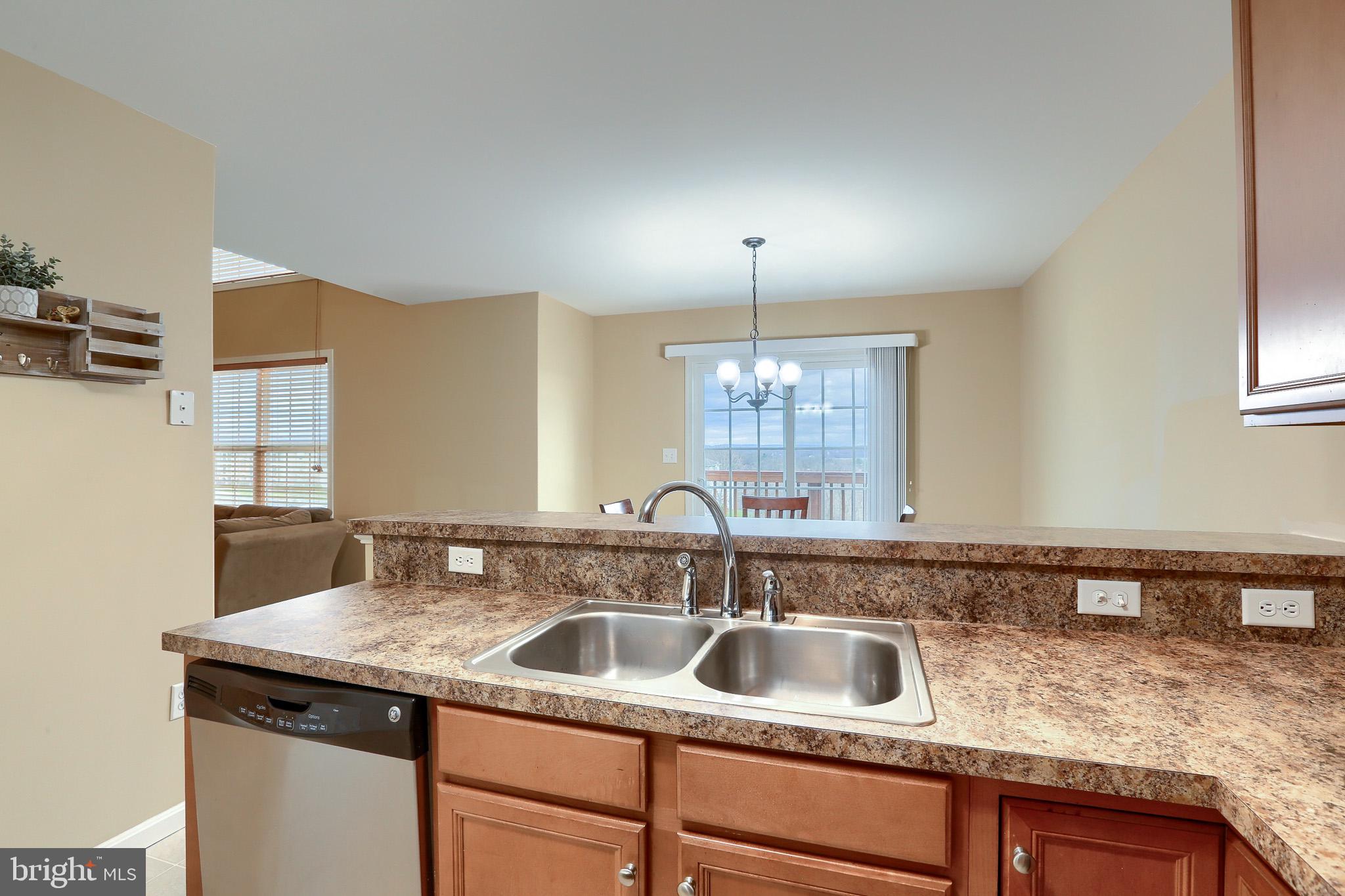 SUMMIT VIEW - Residential