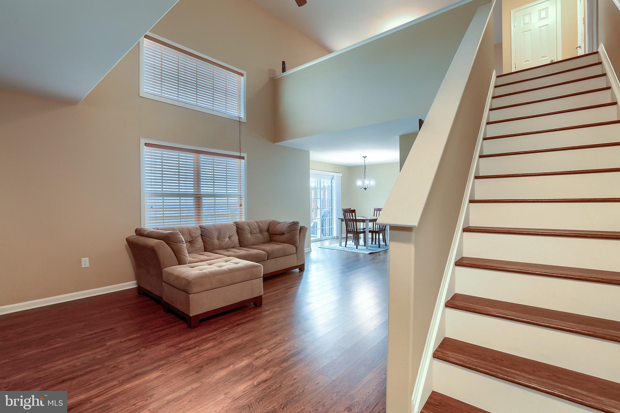 SUMMIT VIEW - Residential