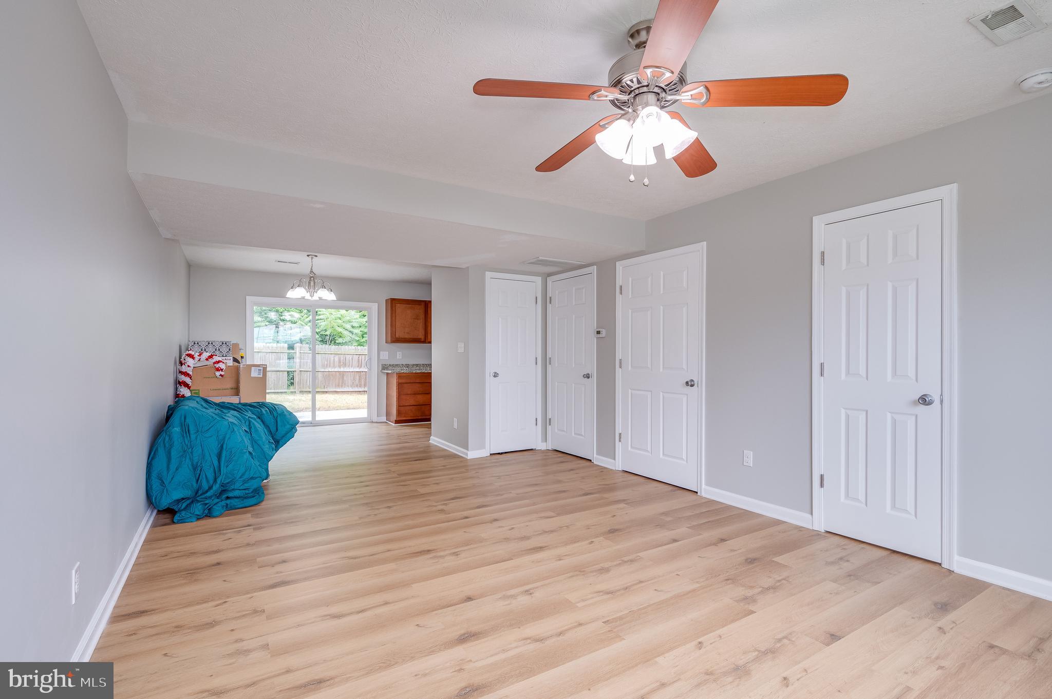 INWOOD VILLAGE - Residential
