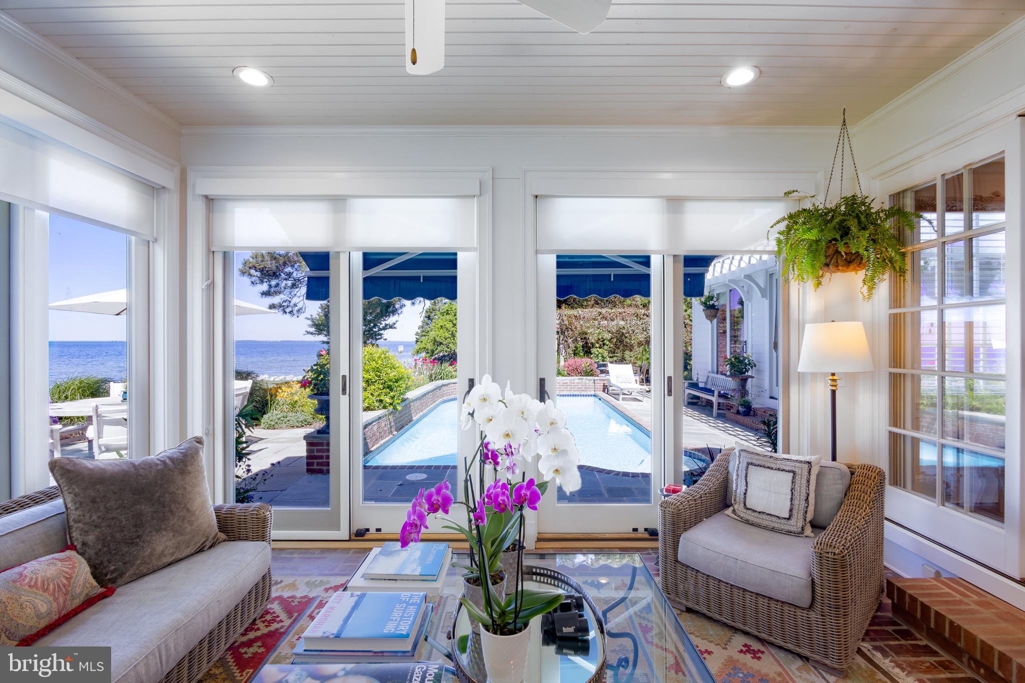 FERRY NECK - Residential