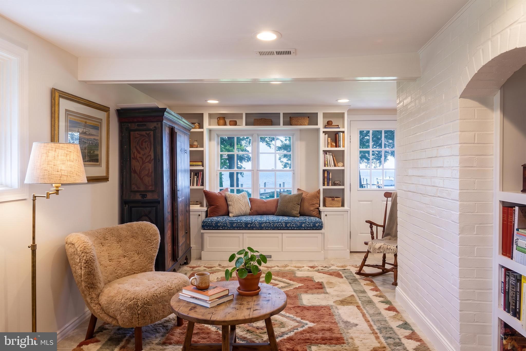 FERRY NECK - Residential