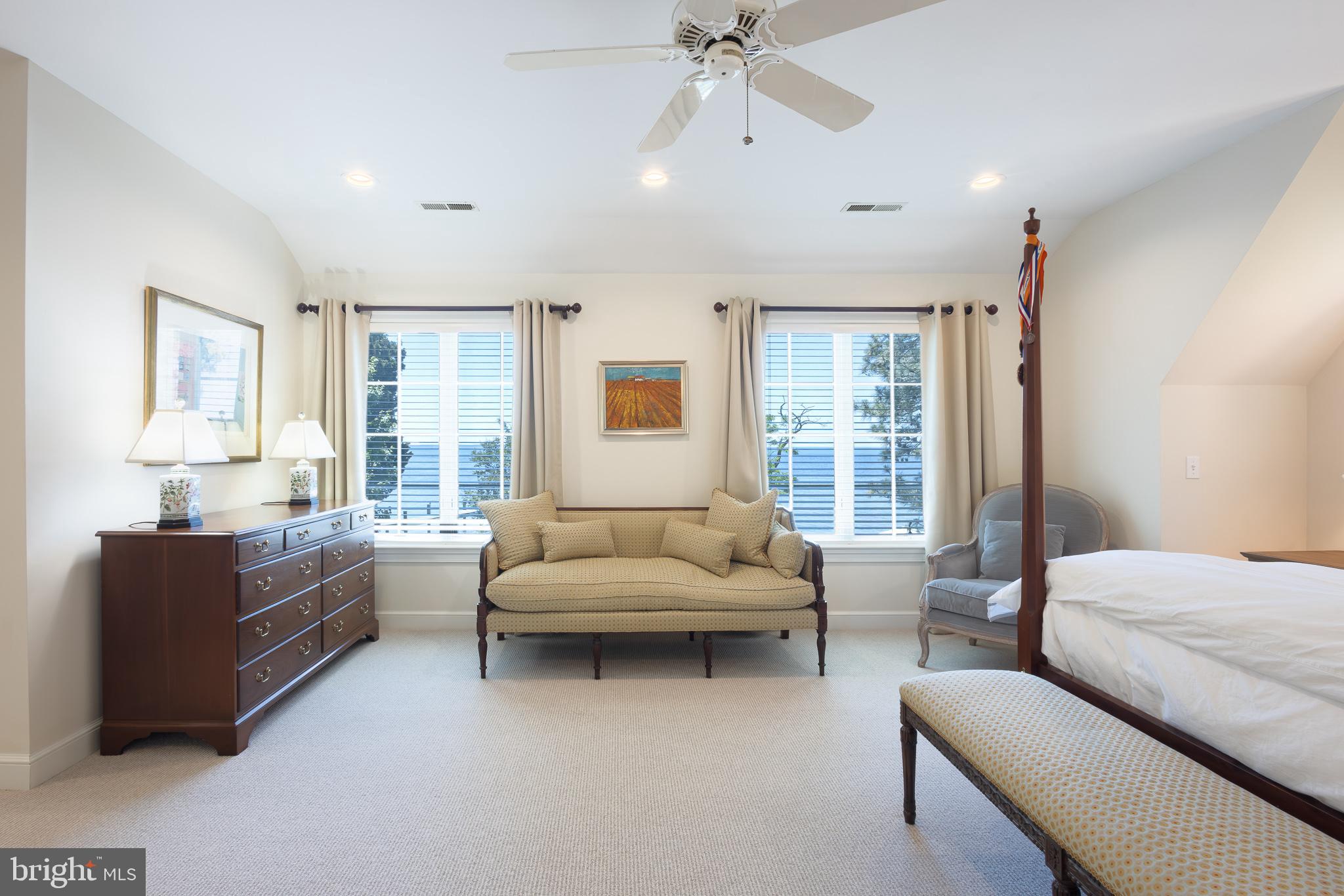 FERRY NECK - Residential