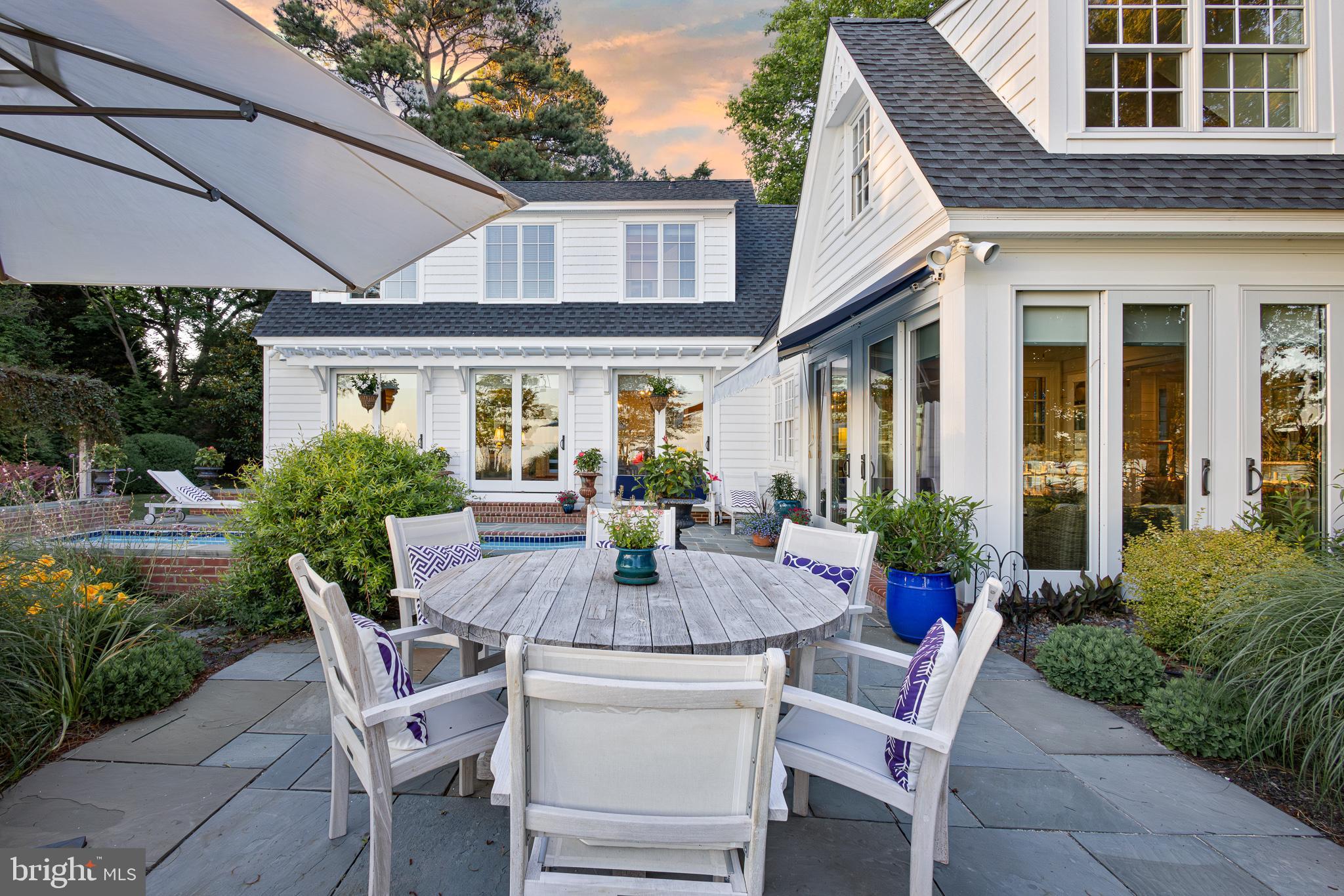 FERRY NECK - Residential