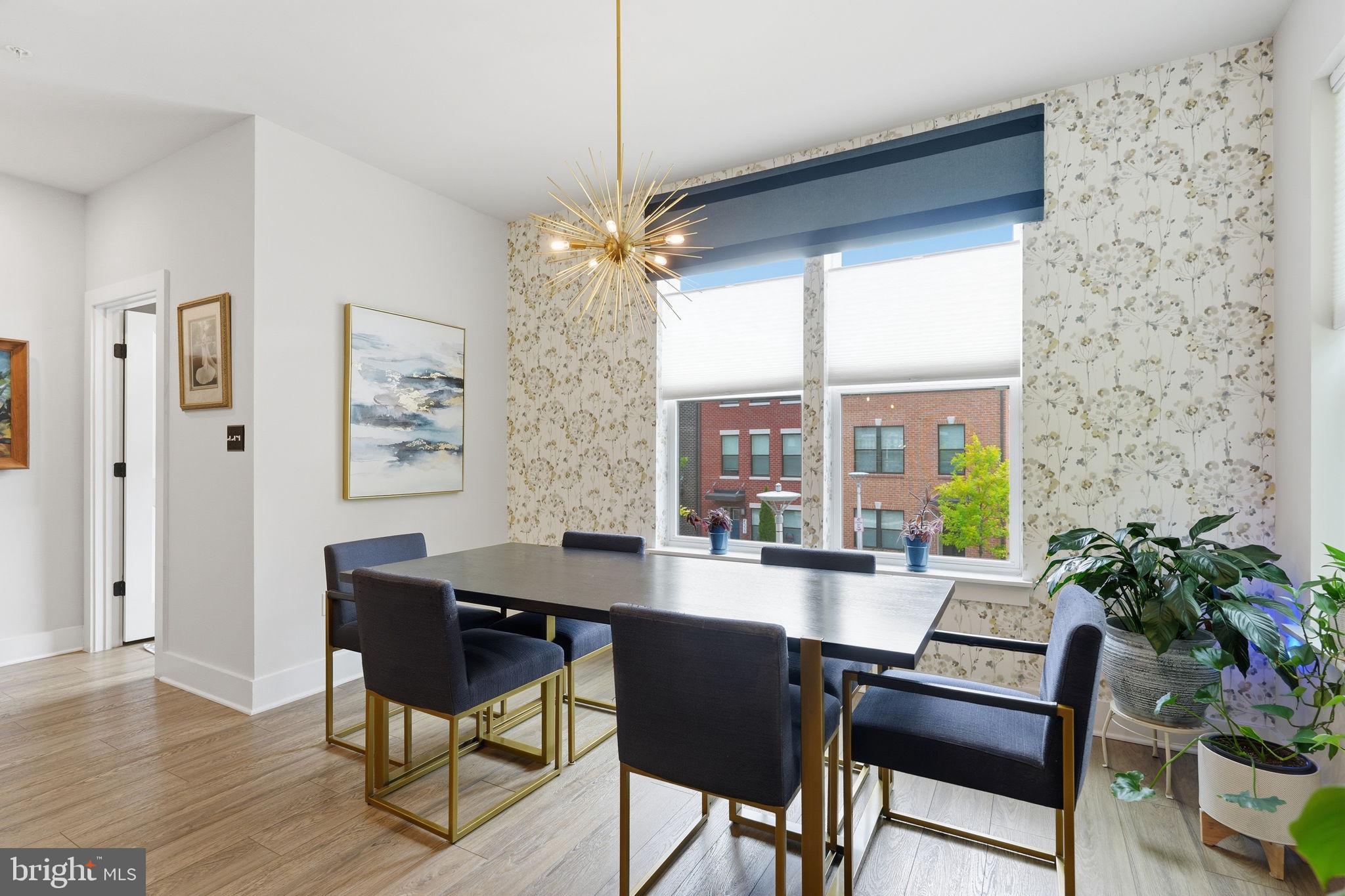 MEDFIELD - Residential