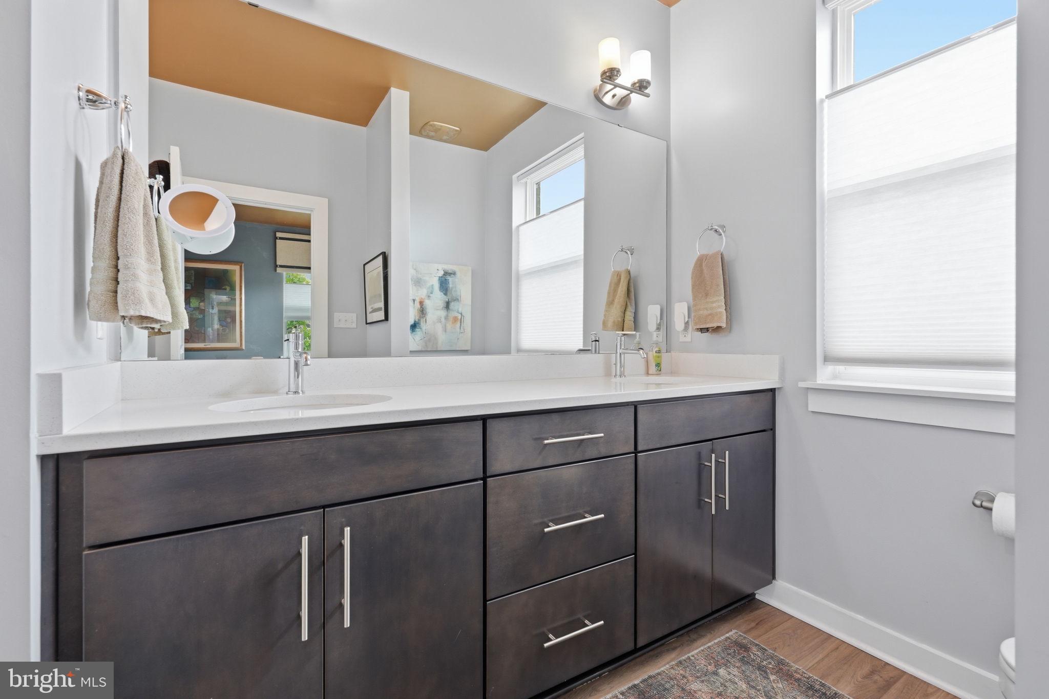 MEDFIELD - Residential