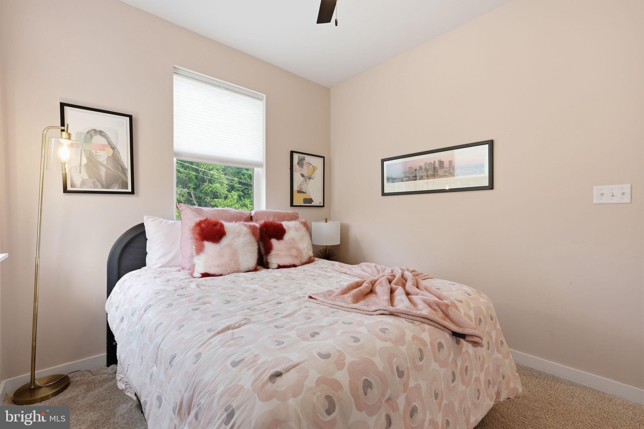 MEDFIELD - Residential