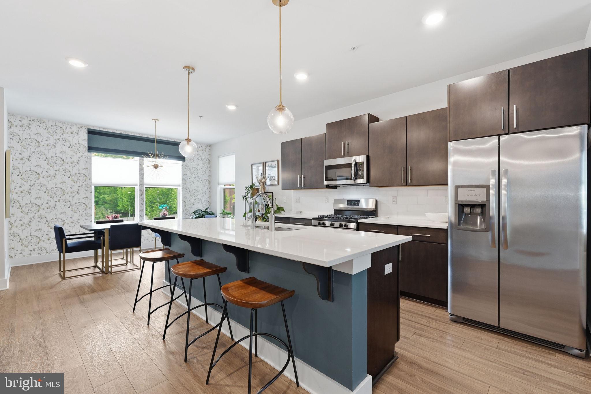 MEDFIELD - Residential