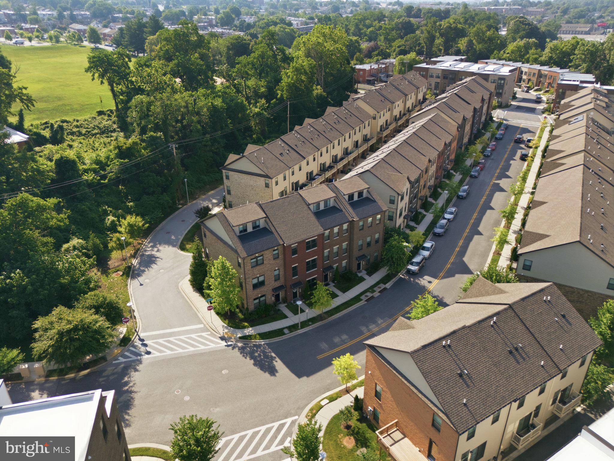 MEDFIELD - Residential