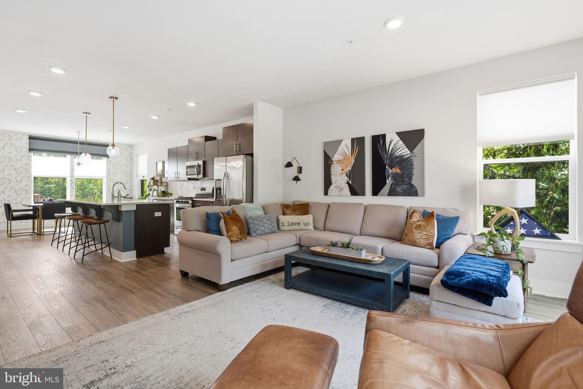 MEDFIELD - Residential