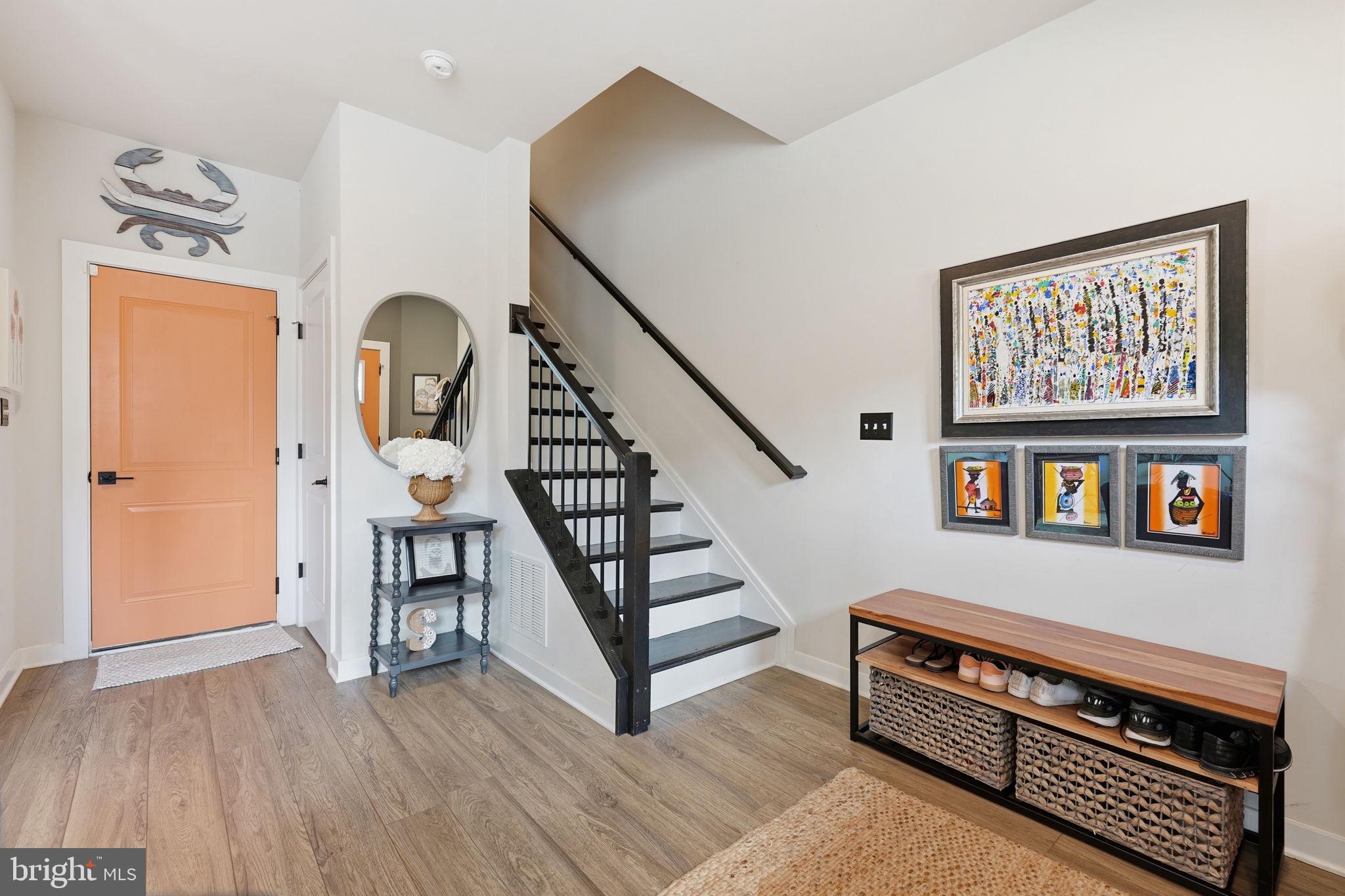 MEDFIELD - Residential
