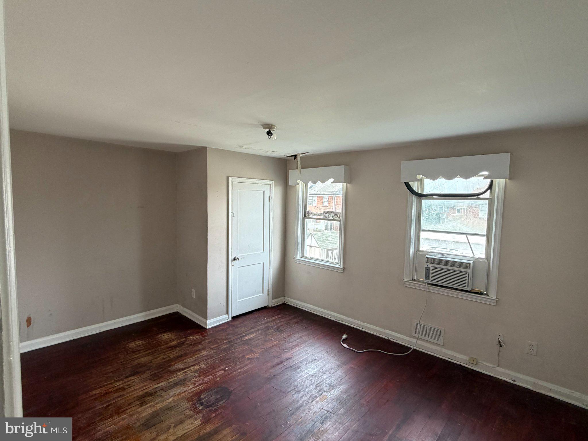 EASTWOOD - Residential