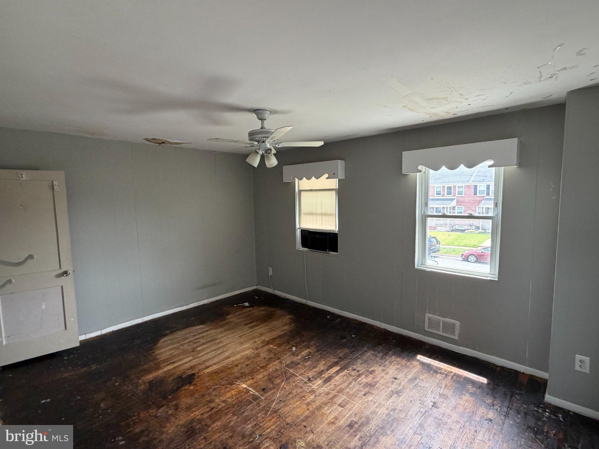 EASTWOOD - Residential