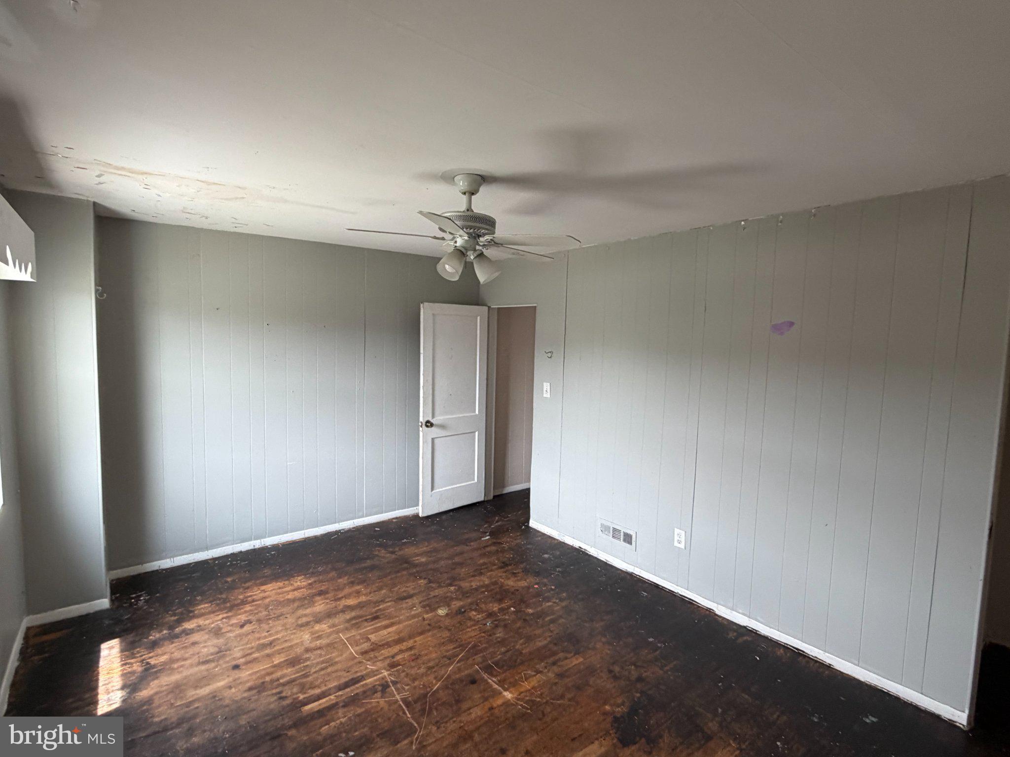 EASTWOOD - Residential
