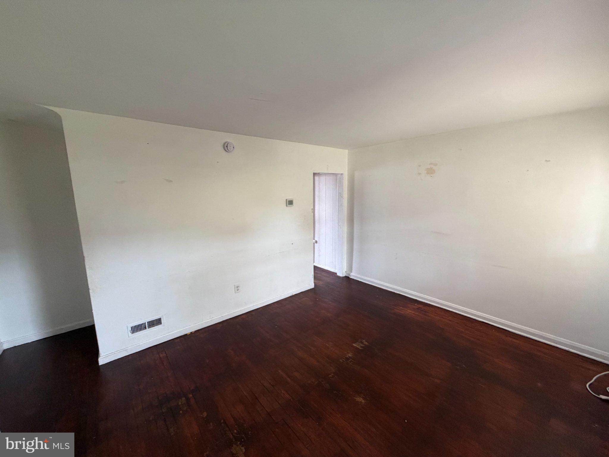 EASTWOOD - Residential
