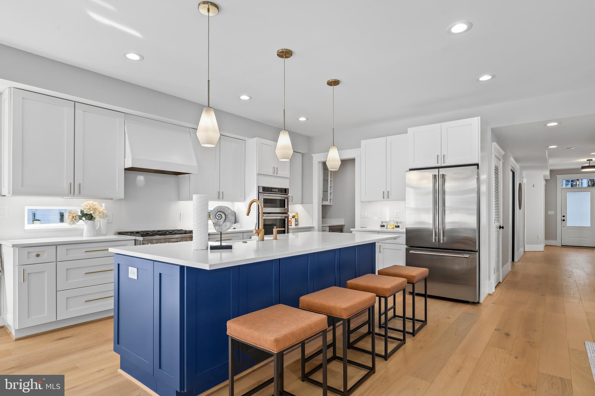 ROSEMONT - Residential