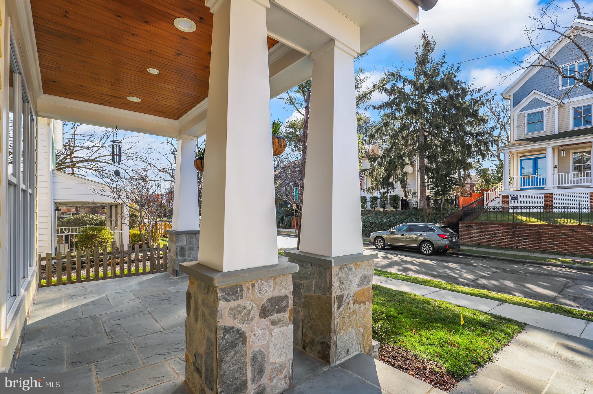 ROSEMONT - Residential