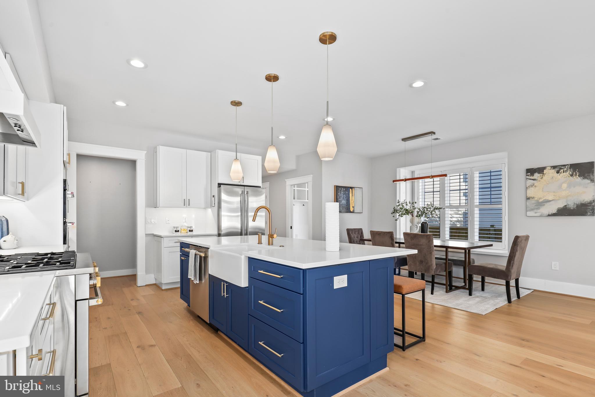 ROSEMONT - Residential