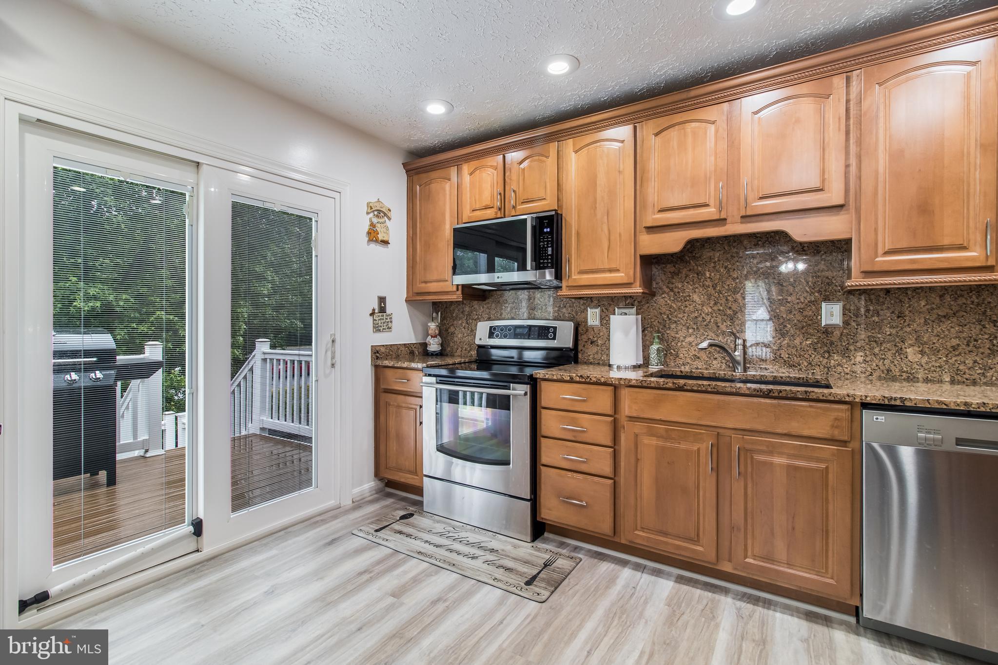 DORCHESTER - ST. CHARLES - Residential