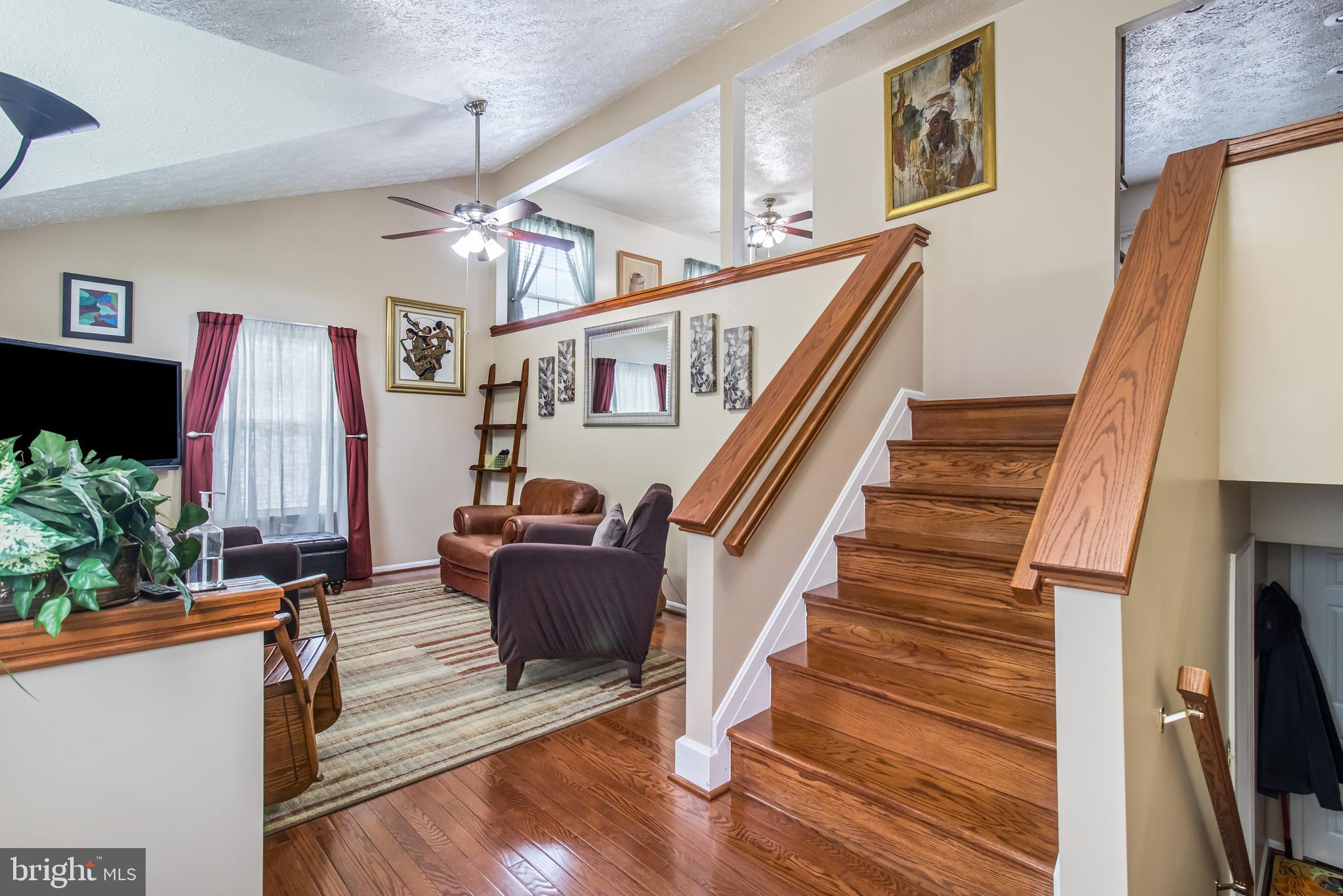 DORCHESTER - ST. CHARLES - Residential