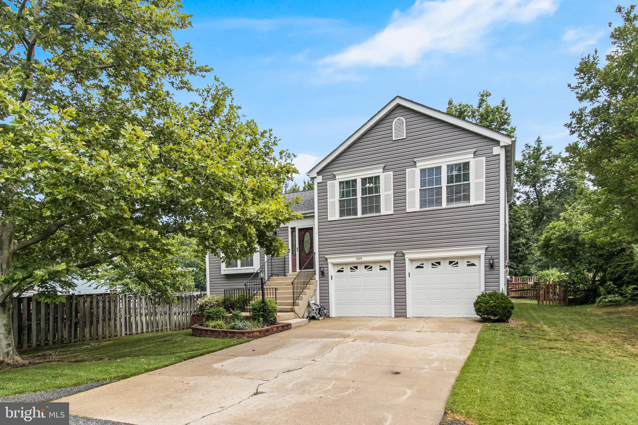 DORCHESTER - ST. CHARLES - Residential