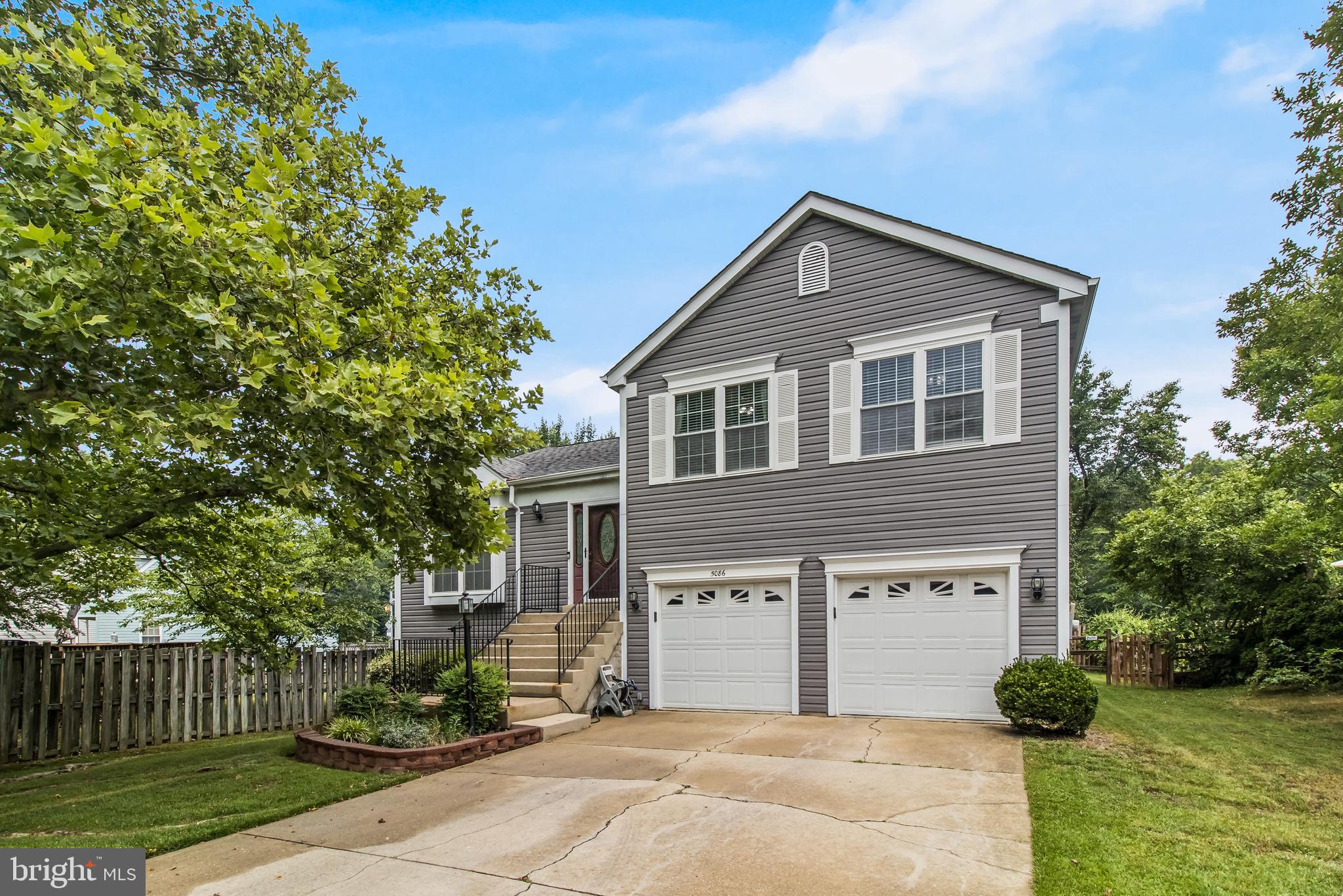 DORCHESTER - ST. CHARLES - Residential