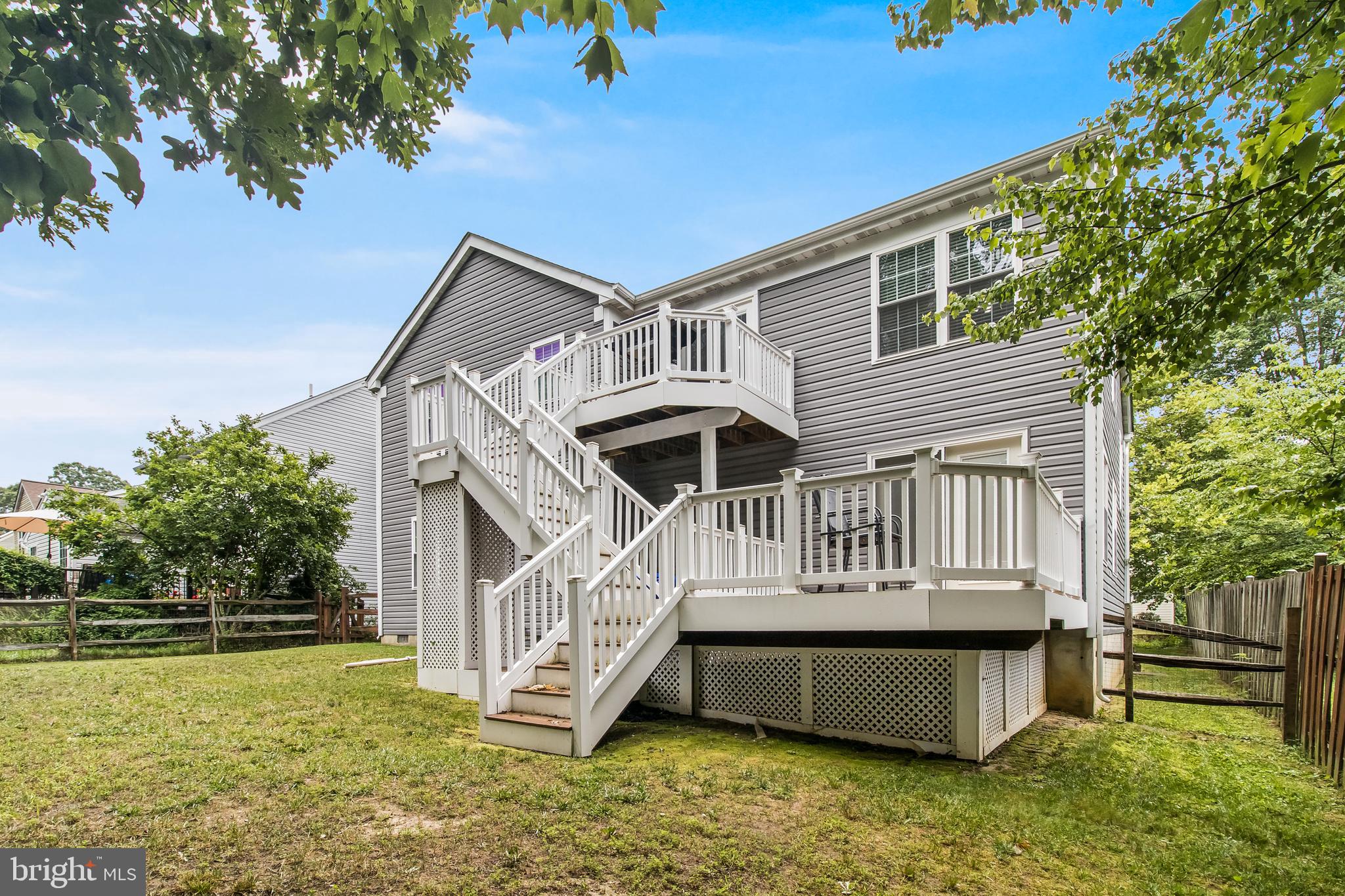 DORCHESTER - ST. CHARLES - Residential