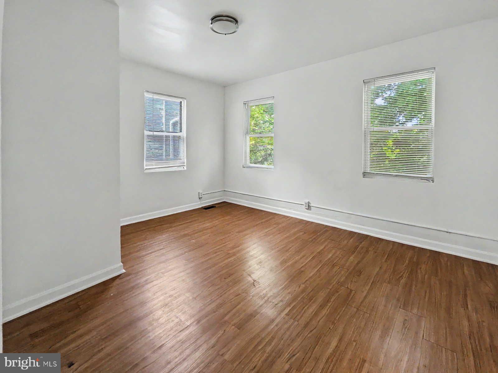 ROSEMONT - Residential