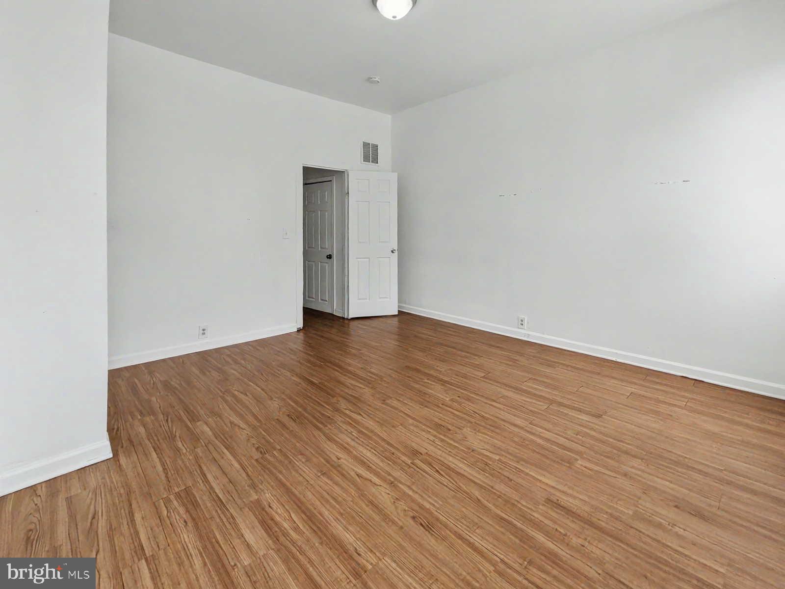 ROSEMONT - Residential