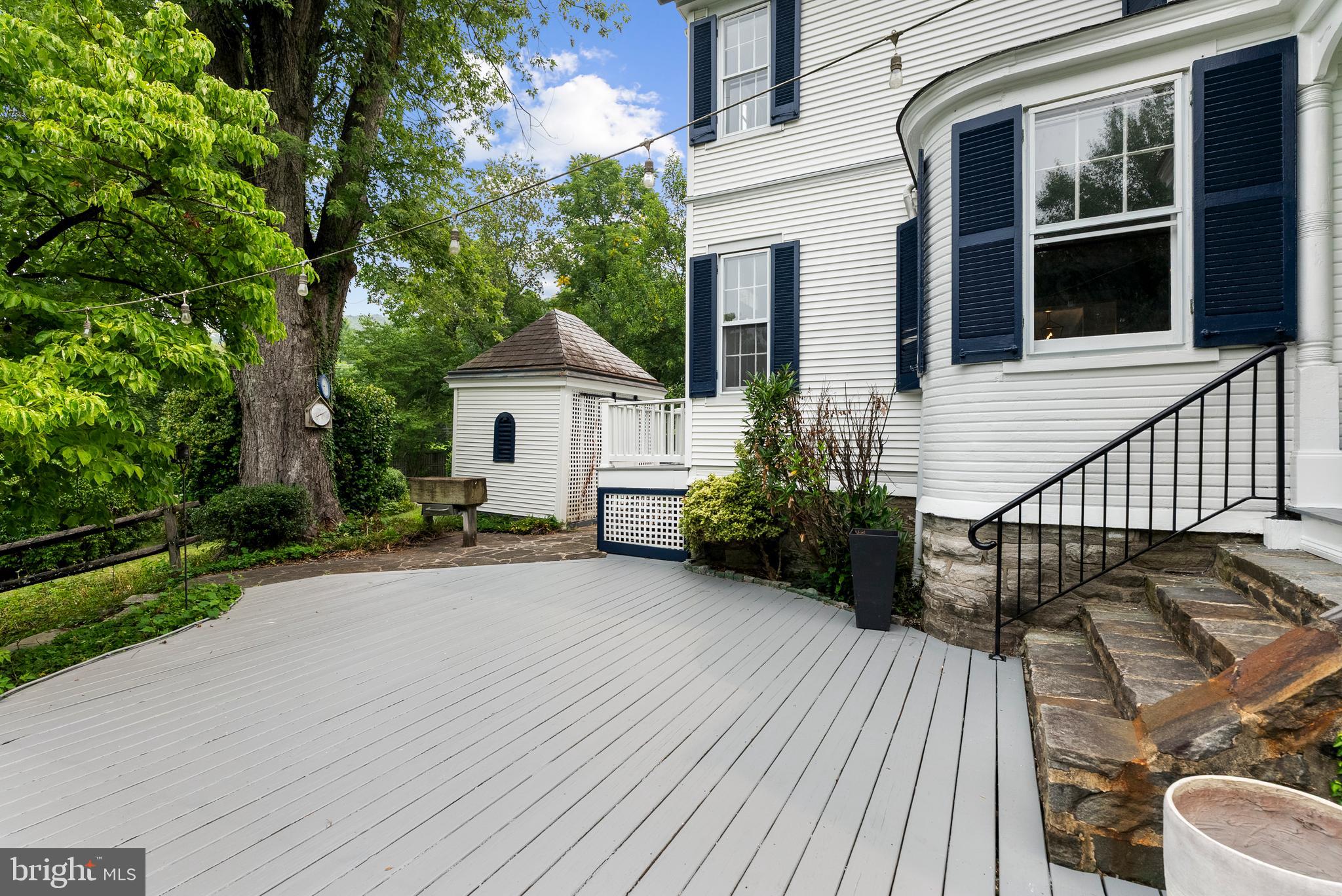 RUXTON - Residential