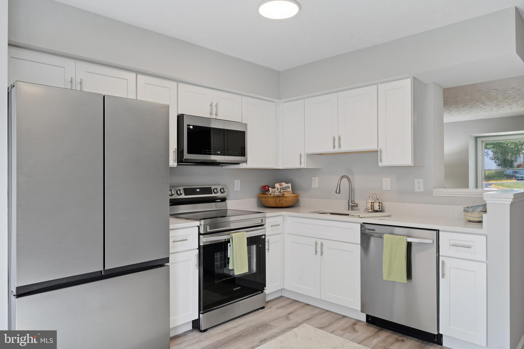 GUNNERS LAKE VILLAGE - Residential