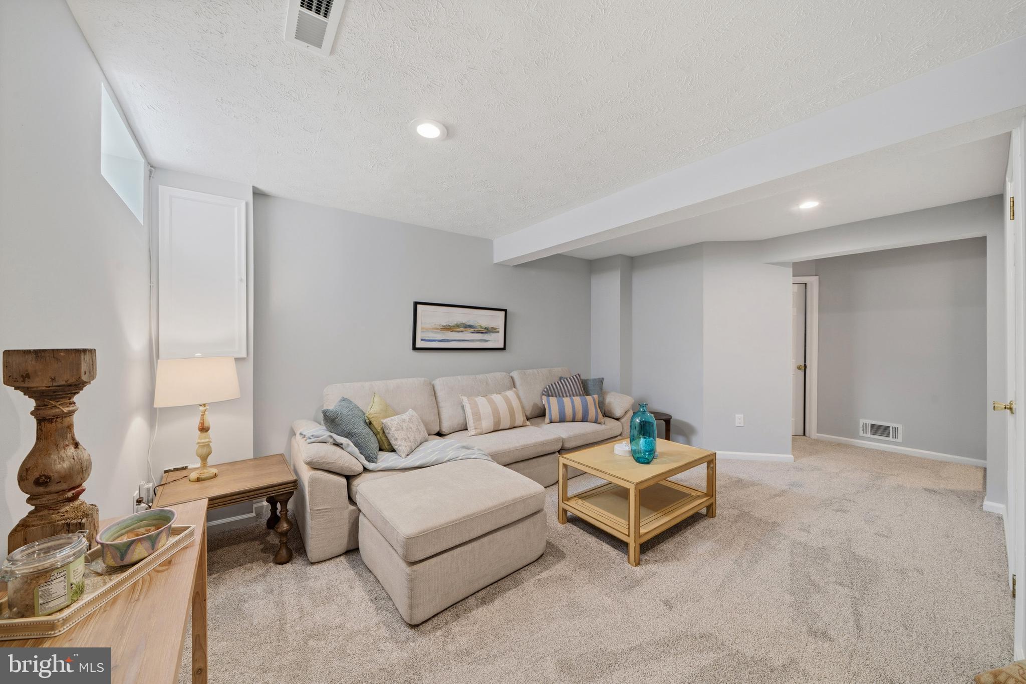 GUNNERS LAKE VILLAGE - Residential