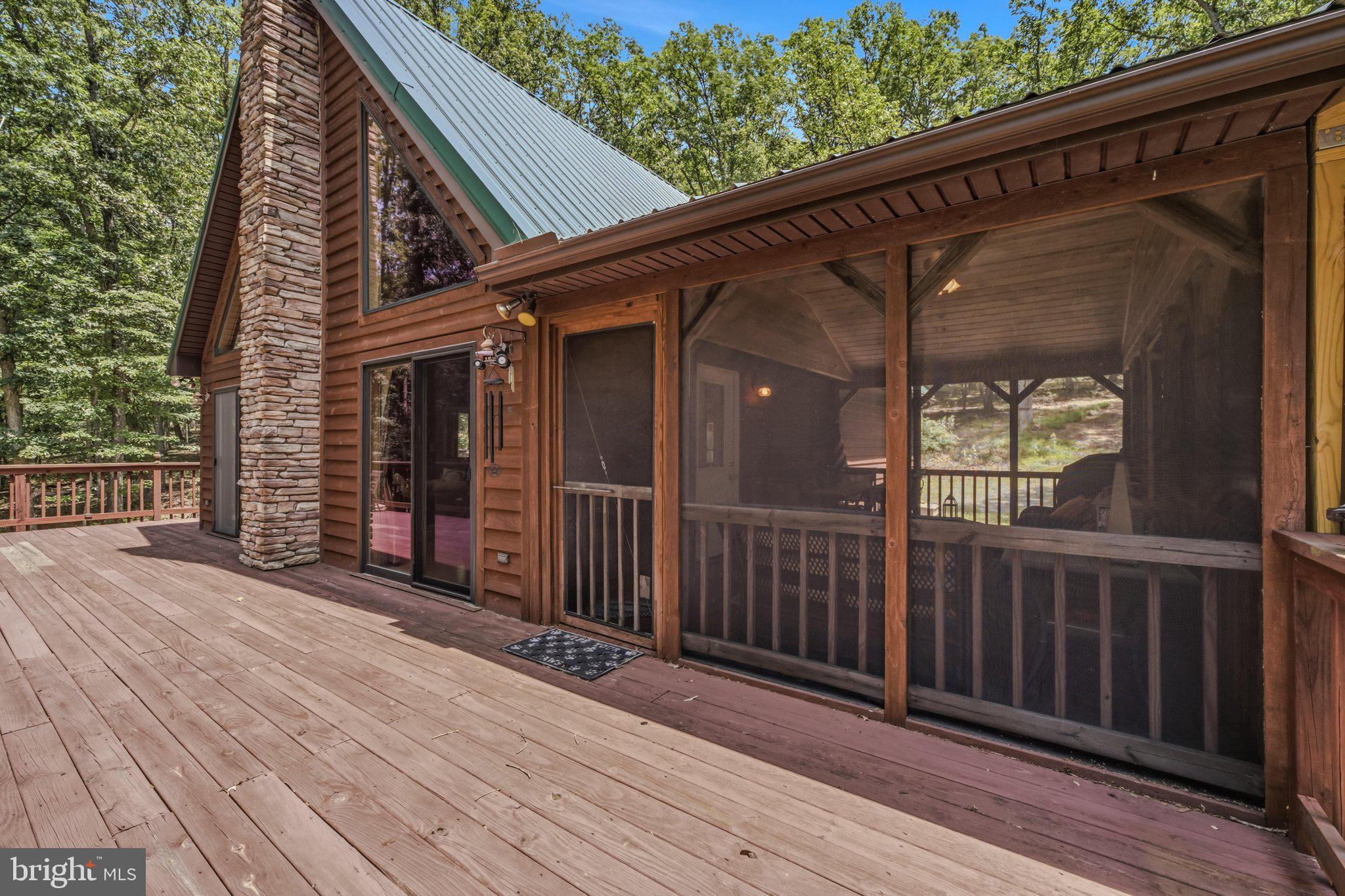 ROUSE MOUNTAIN - Residential