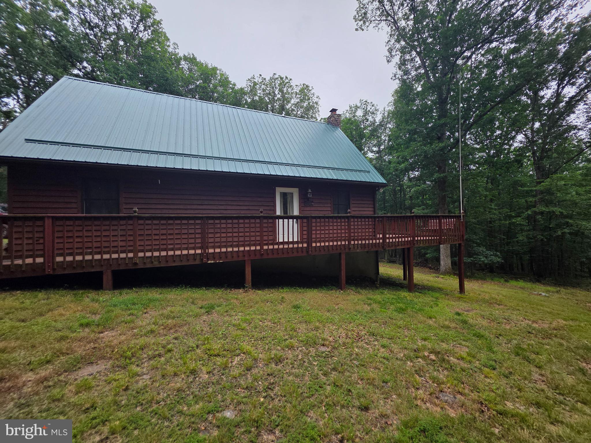 ROUSE MOUNTAIN - Residential