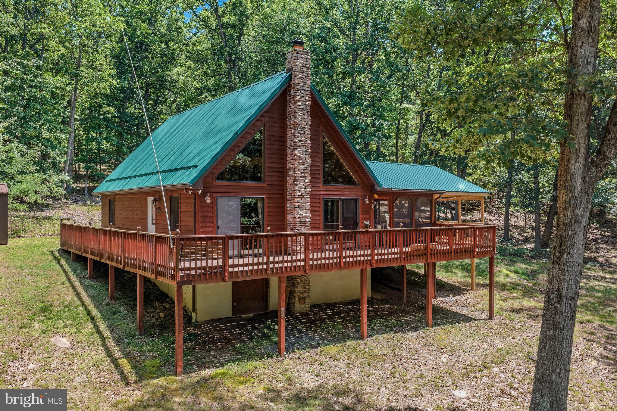 ROUSE MOUNTAIN - Residential